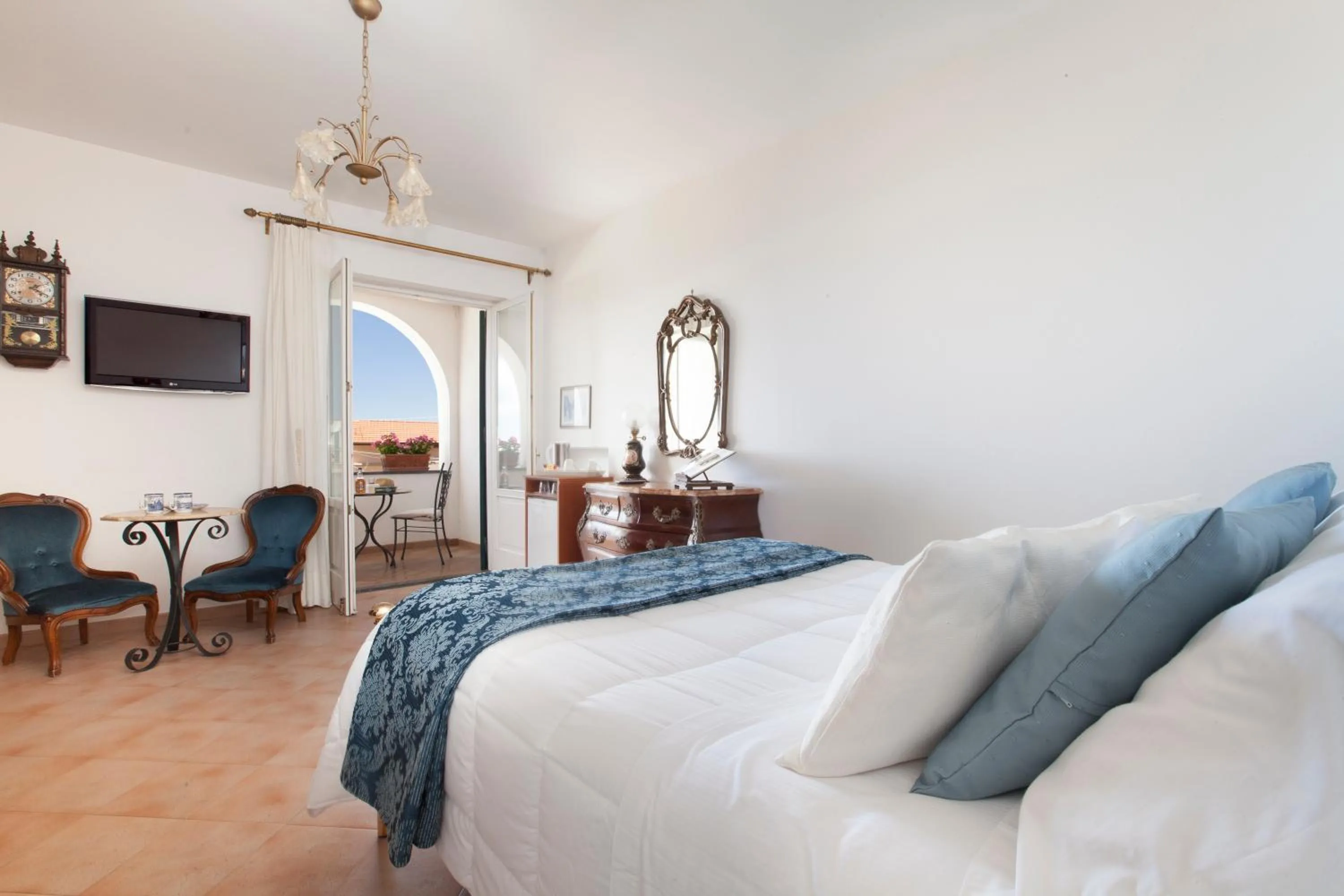 Triple Room with Sea View in Villa Pane Resort