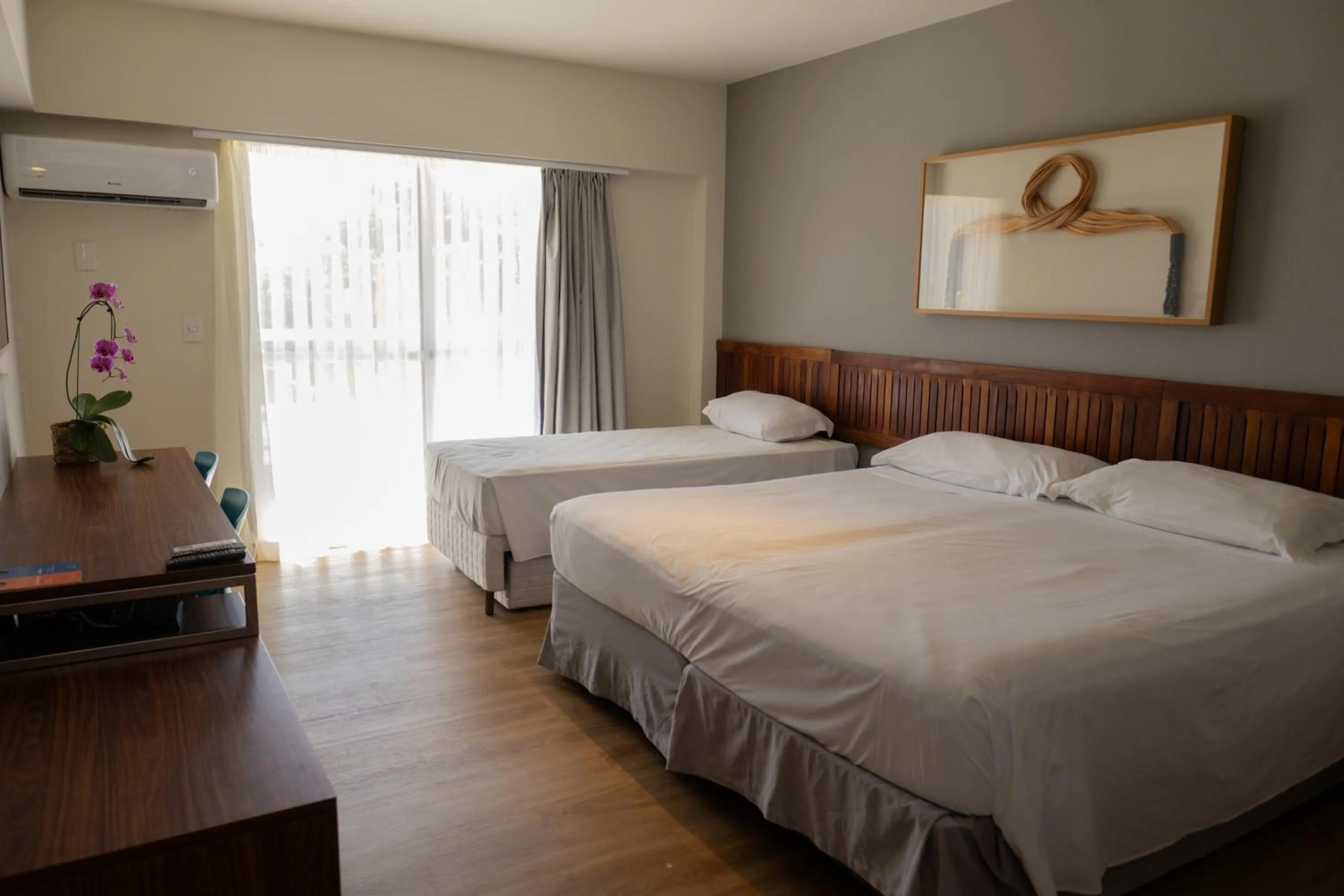 Family Room with Sea View in Hotel Porto Sol Beach