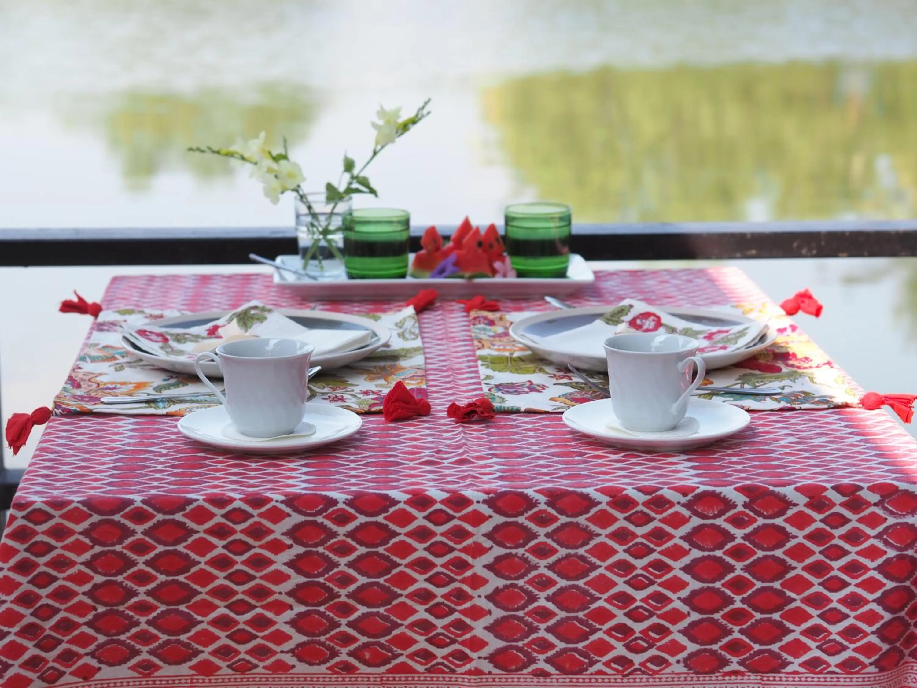 Suite with River View in Amphawa Caza Platuu