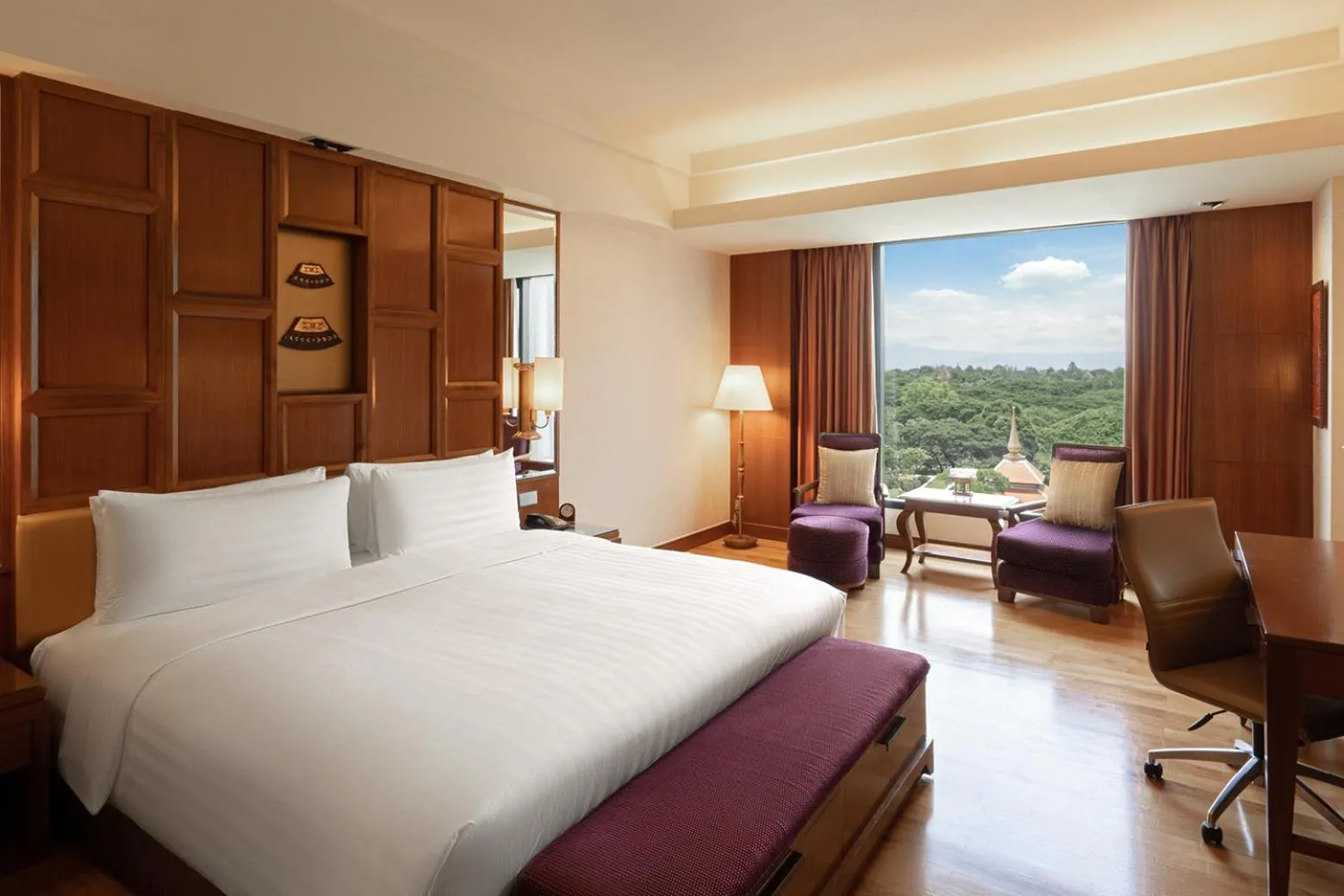 Deluxe Double Room with Pool View in Shangri-La Chiang Mai