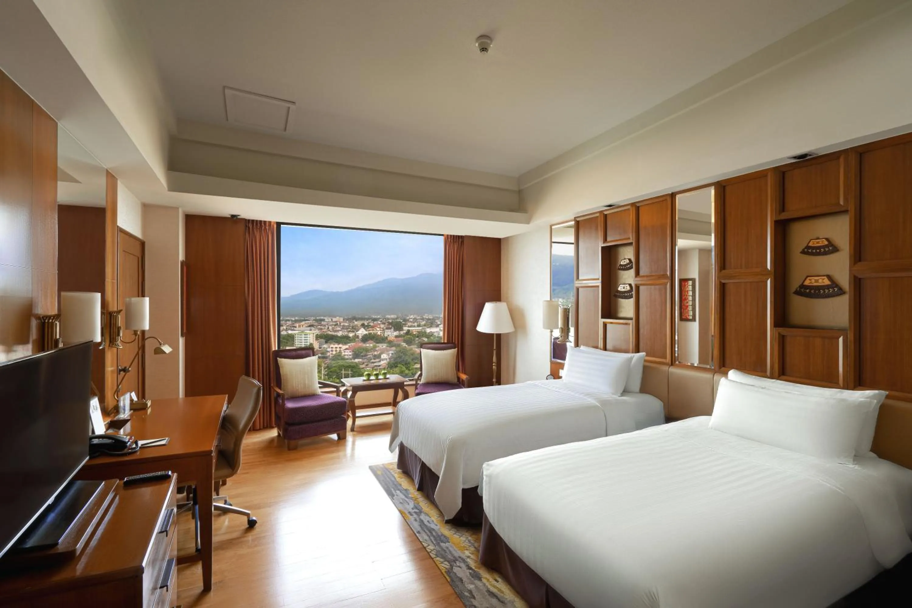 Horizon Club Deluxe Twin Room in Shangri-La Chiang Mai