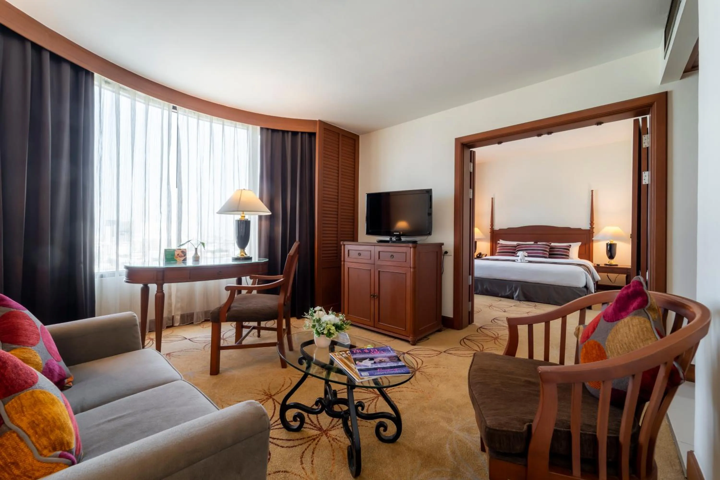 Junior Suite in Century Park Hotel