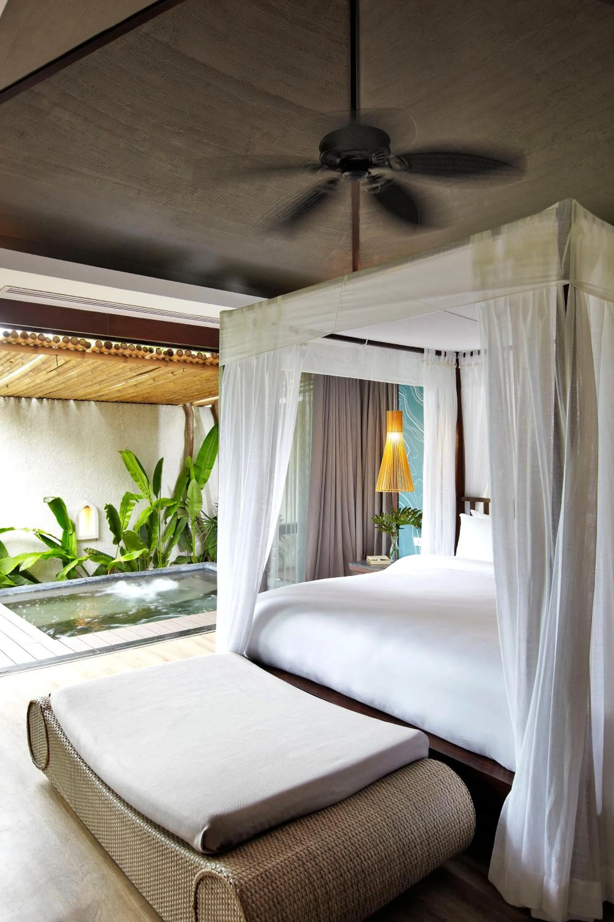 Luxury Villa with Plunge Pool  in Sareeraya Villas & Suites