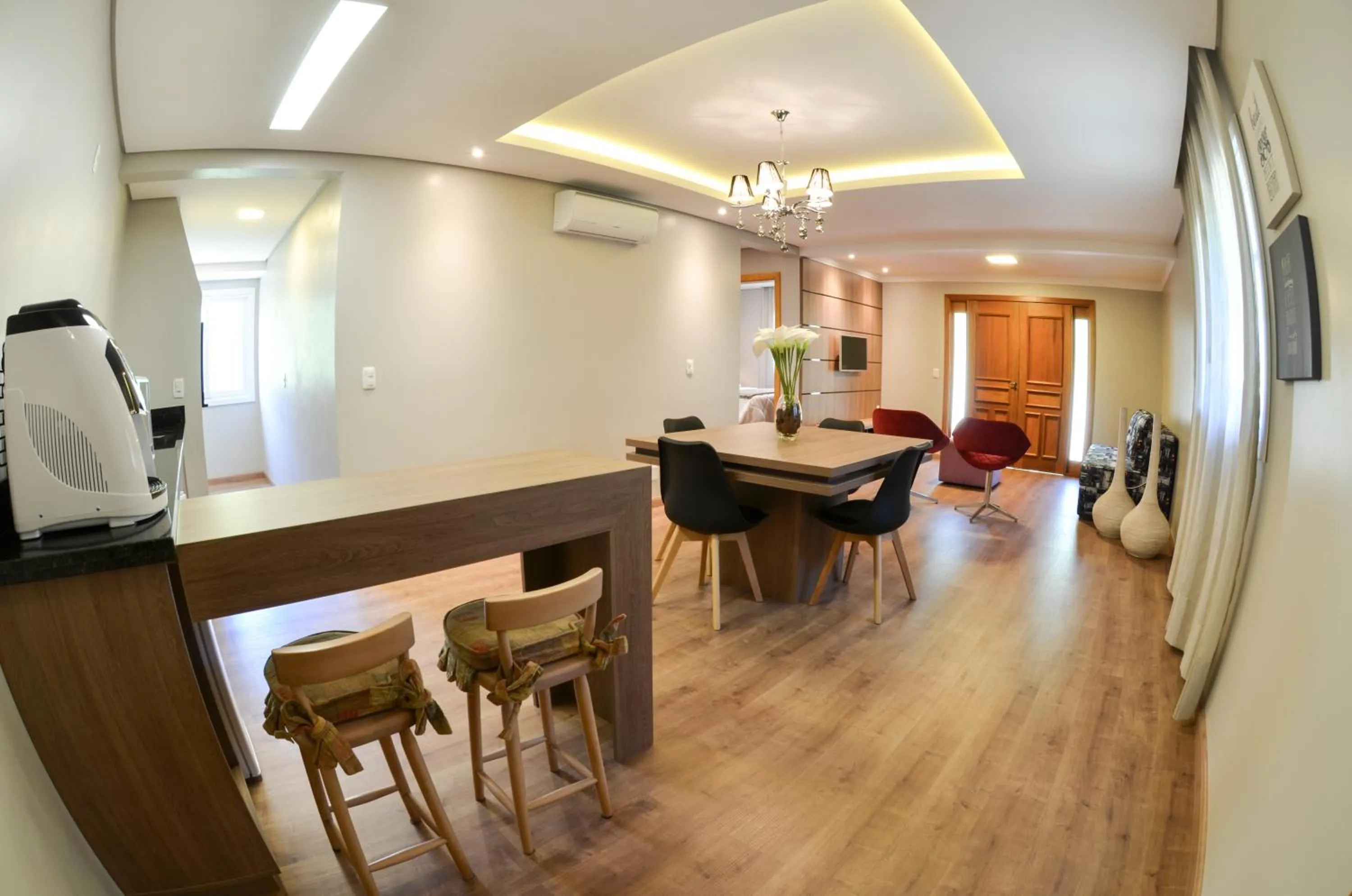 Two-Bedroom Apartment in Viena Flats