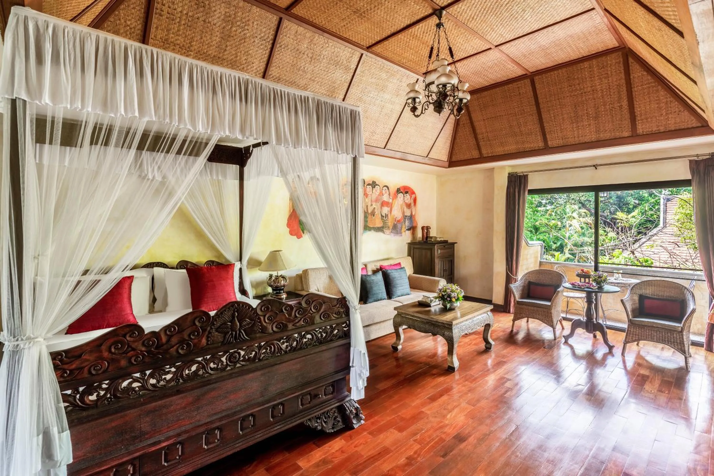 Junior Suite in Yaang Come Village Hotel