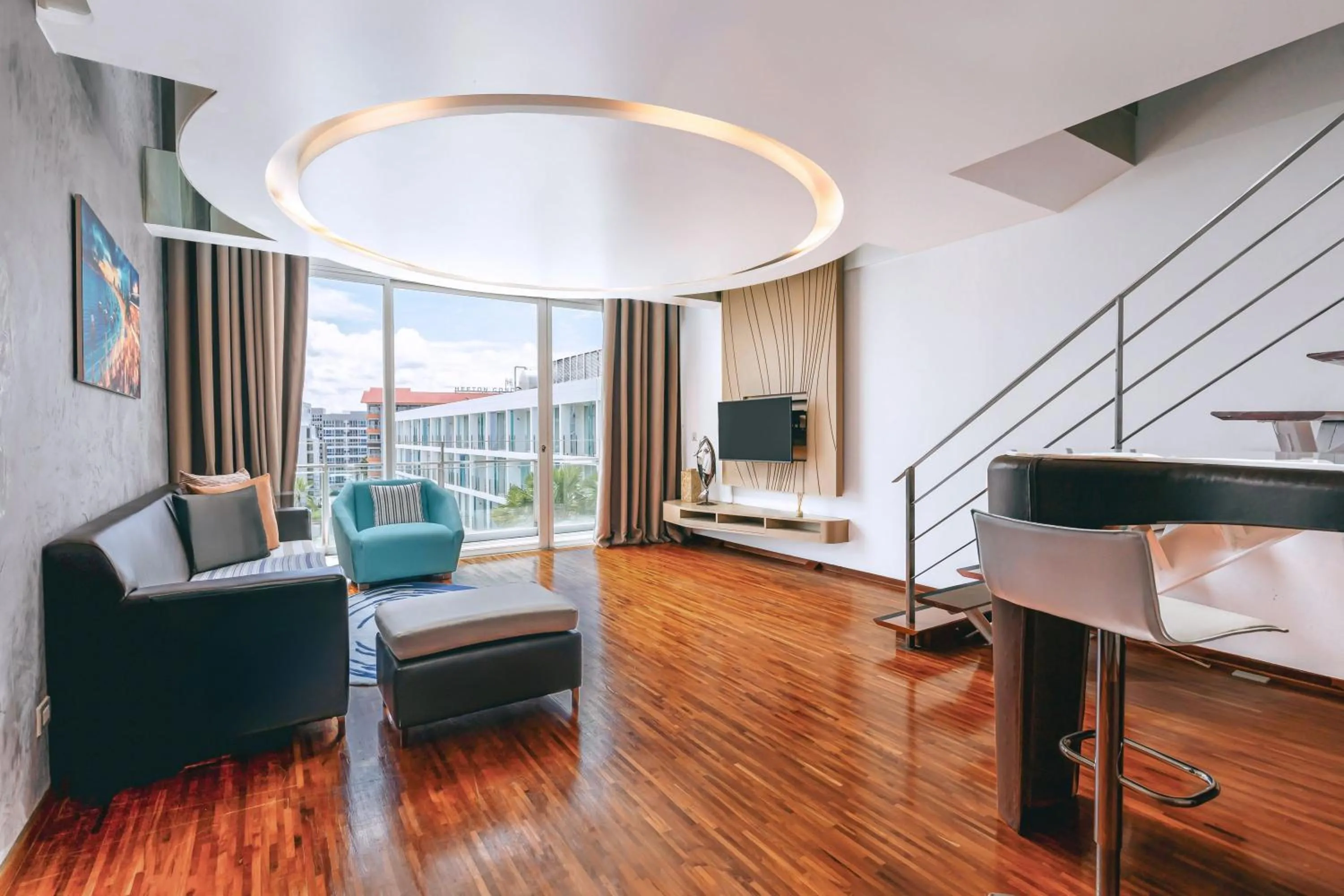 Grand Baraquda Loft Suite in Hotel Baraquda Heeton Pattaya by Compass Hospitality