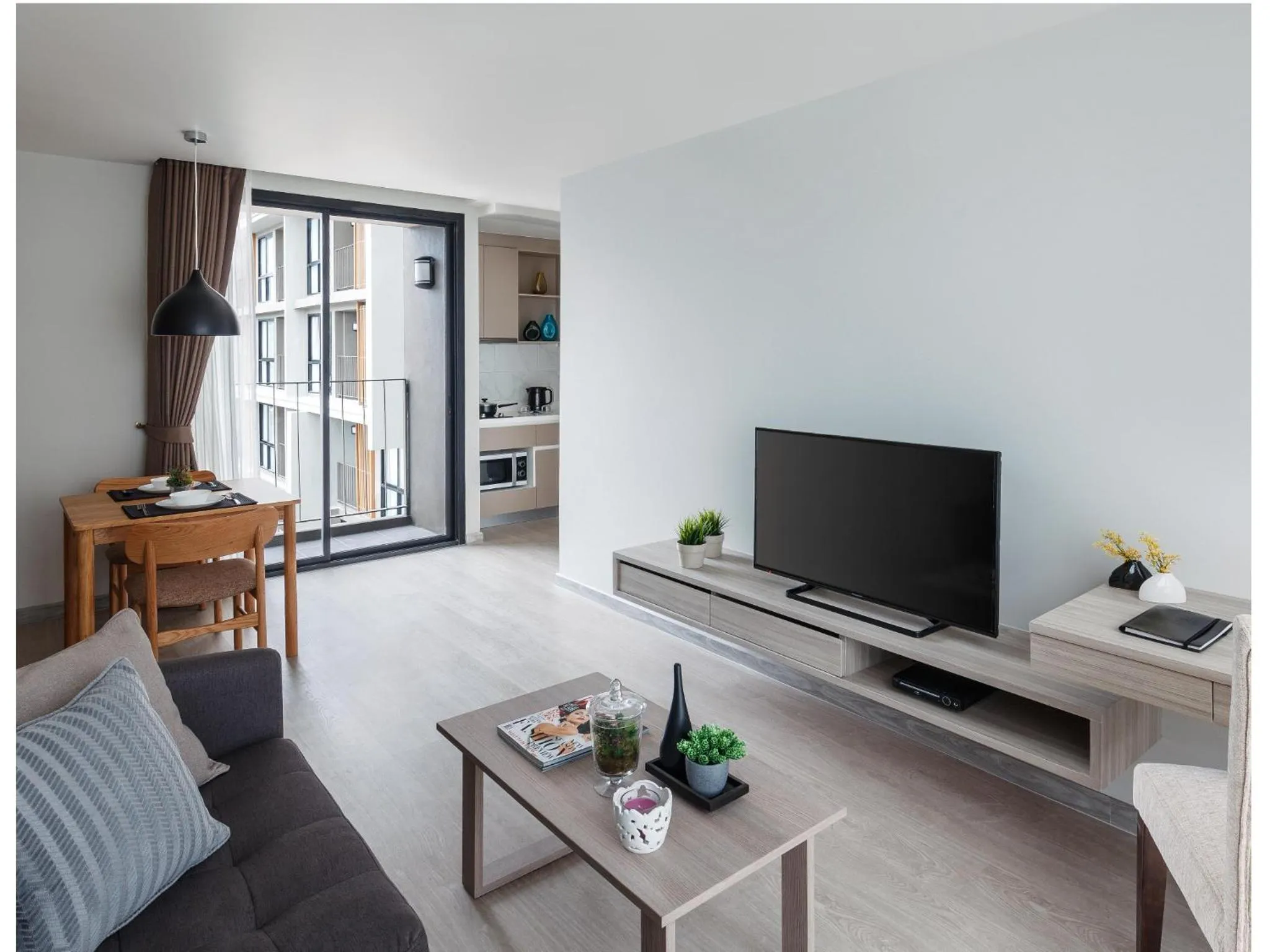 Suite with Balcony in Madera Residence Sriracha