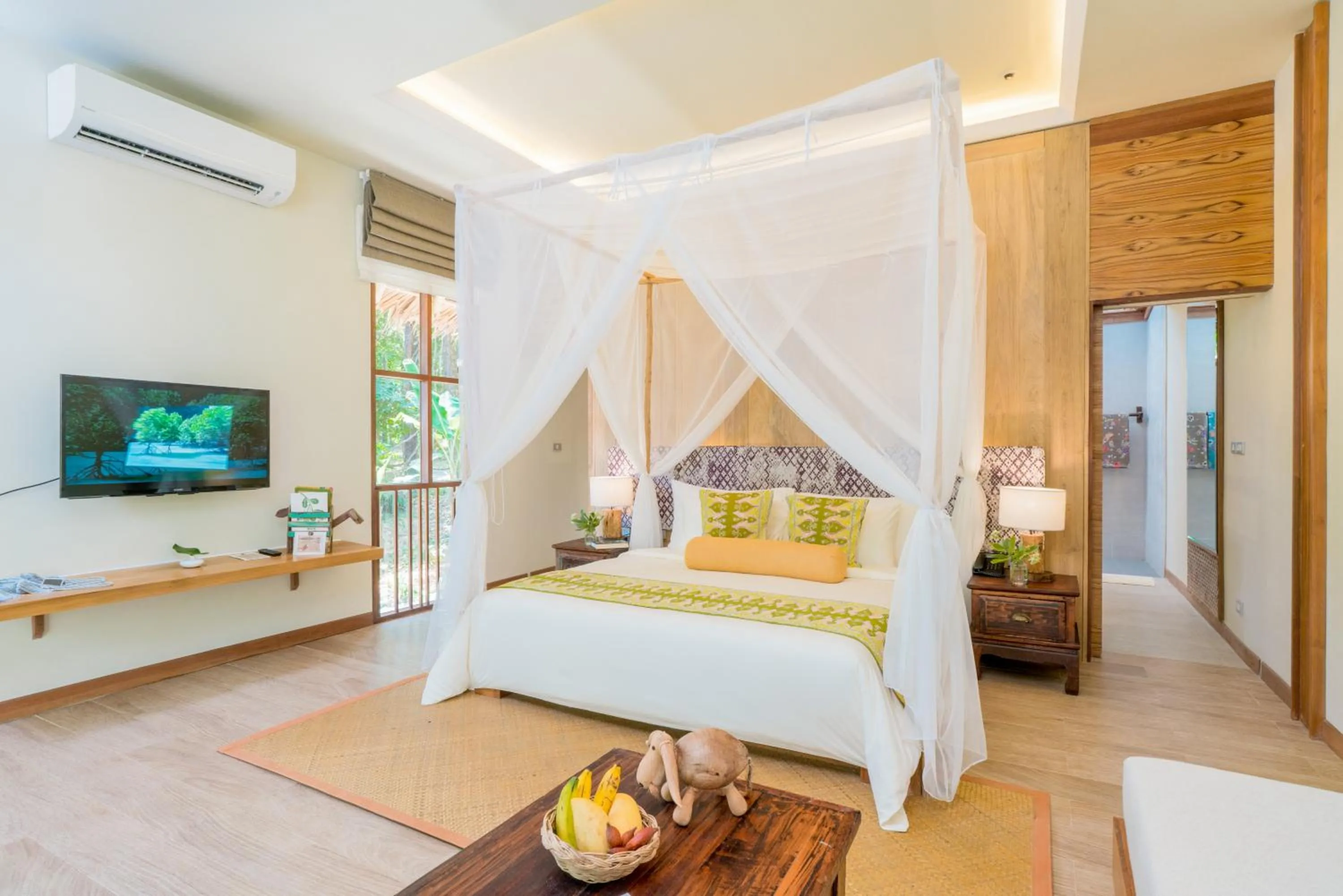 Superior King Room in Koh Yao Yai Village