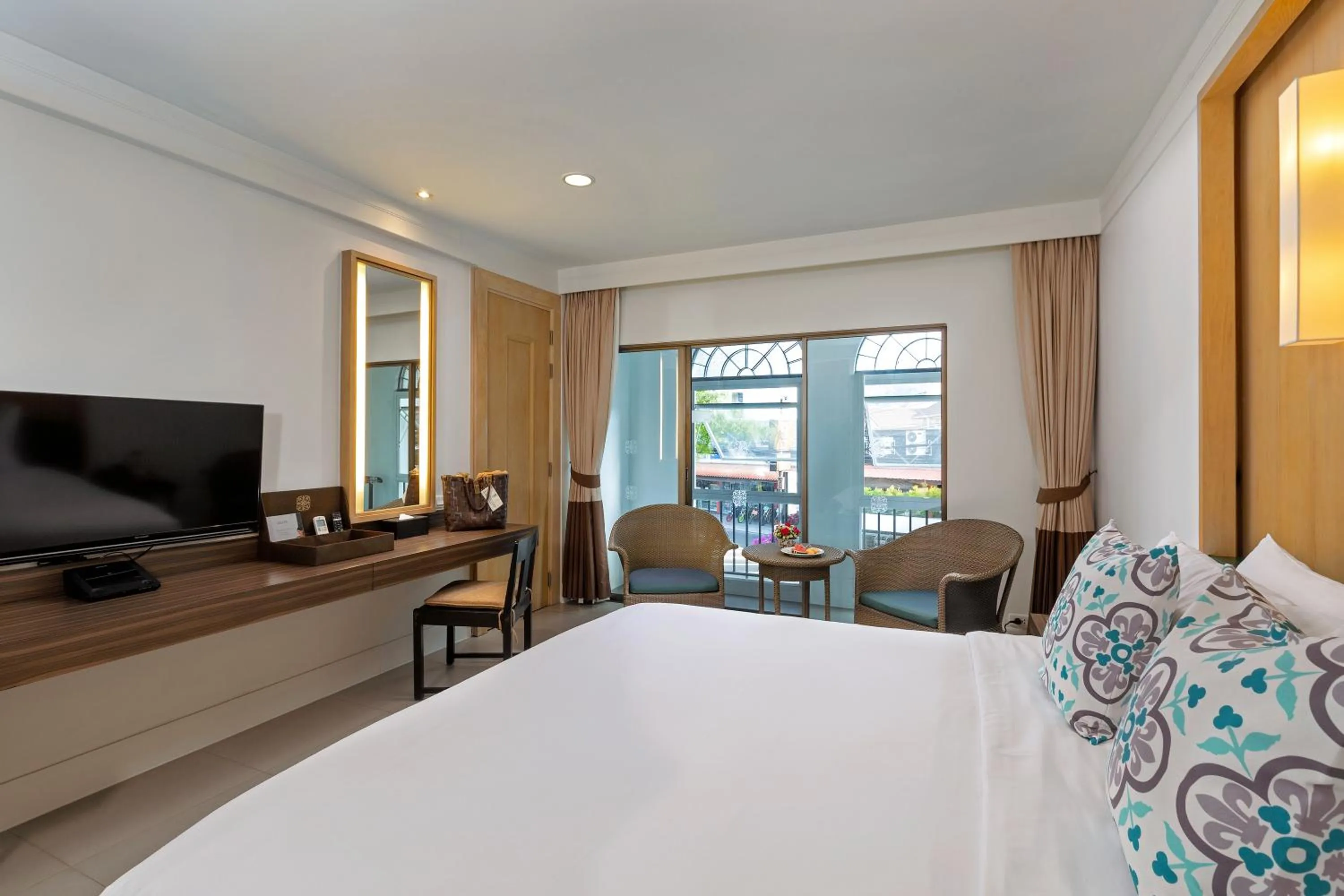 Superior Double or Twin Room in Sawaddi Patong Resort & Spa by Tolani