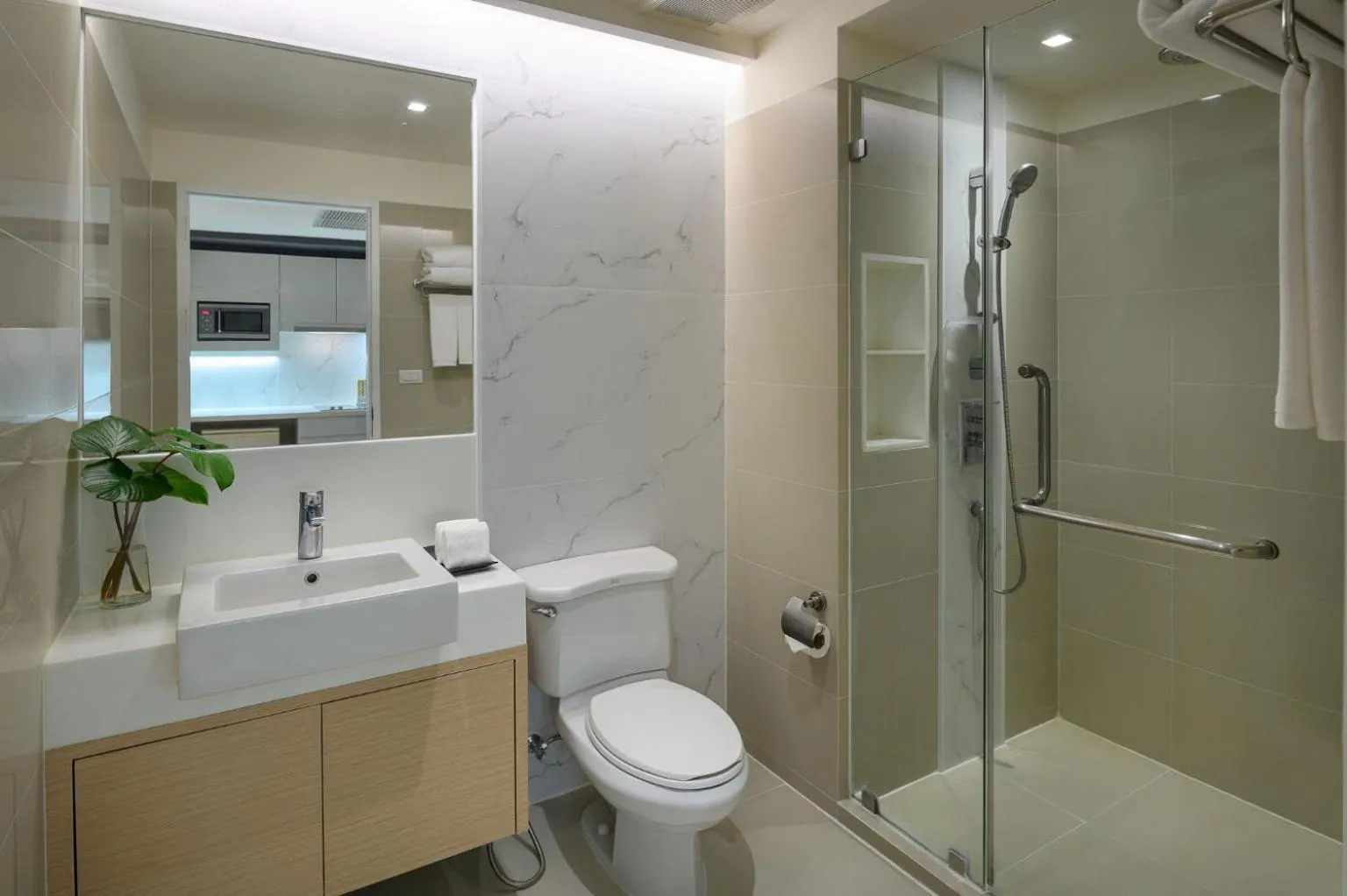 Studio Suite in PARKROYAL Suites Bangkok