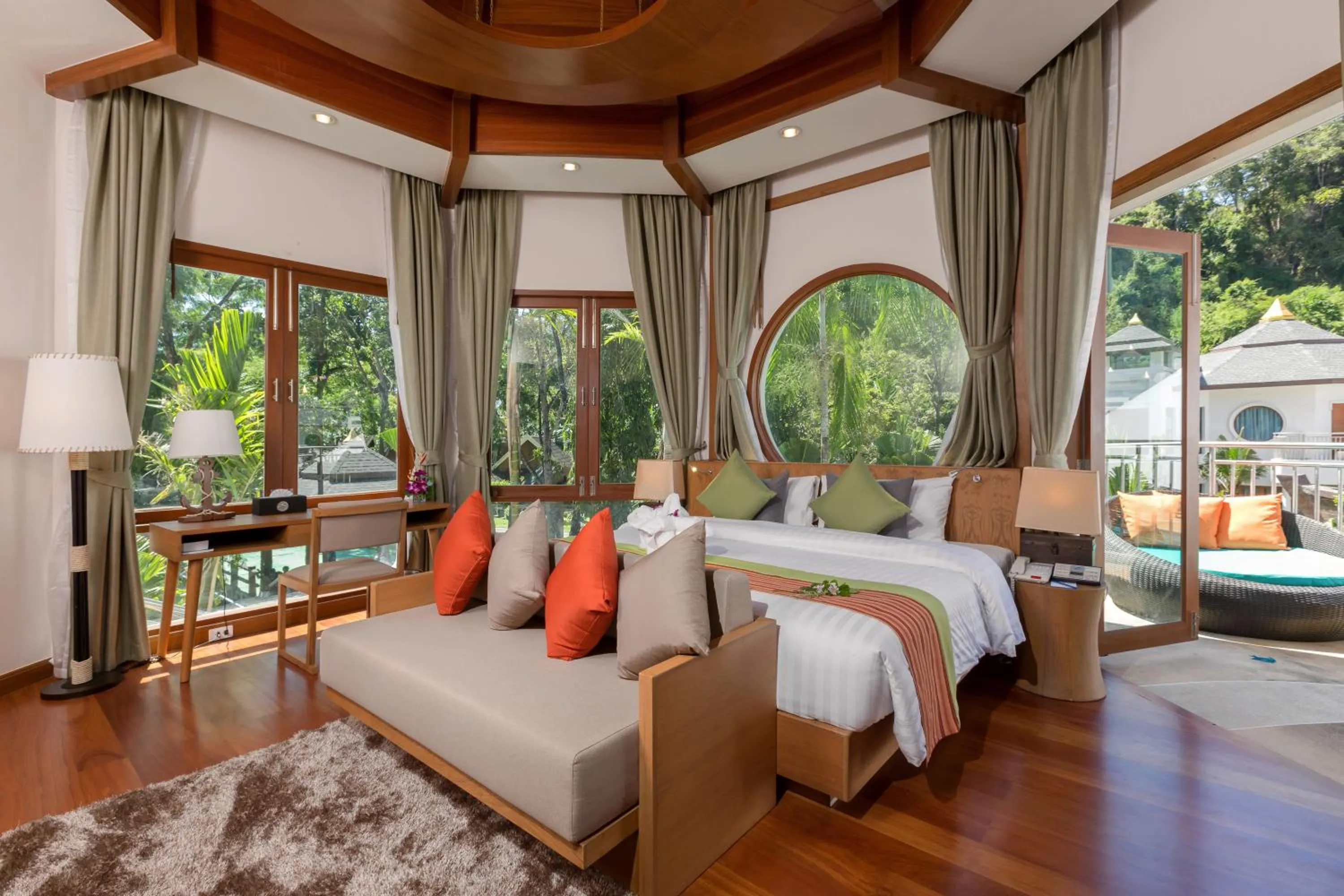 Luxury Grand Pool Room in Krabi Resort