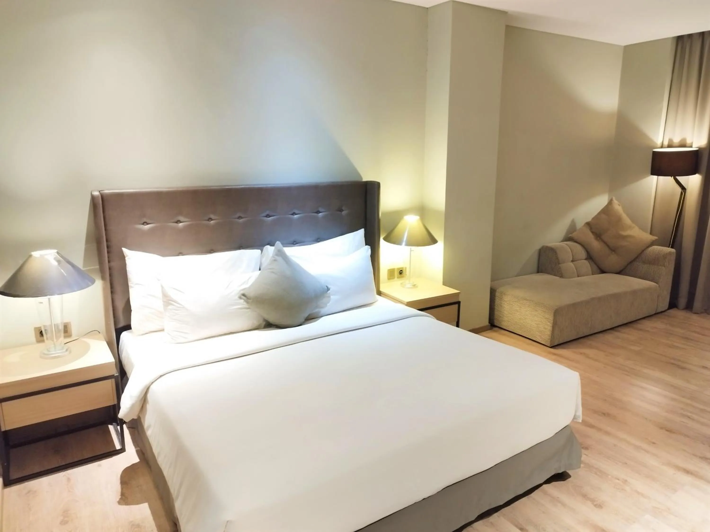 Junior Suite in AONE Hotel