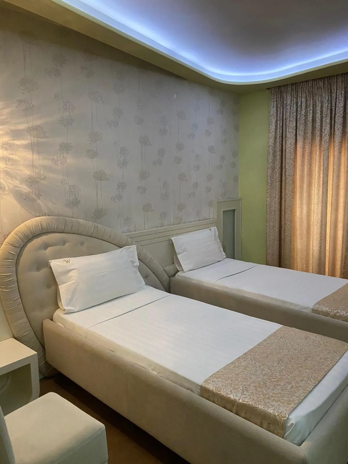 Standard Twin Room in New W Hotel