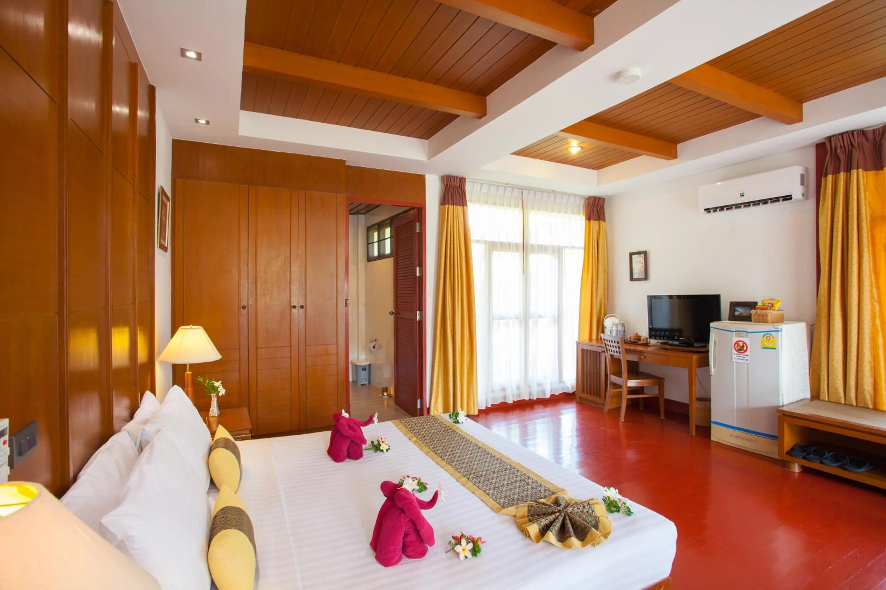 Superior Garden Bungalow in PP Erawan Palms Resort