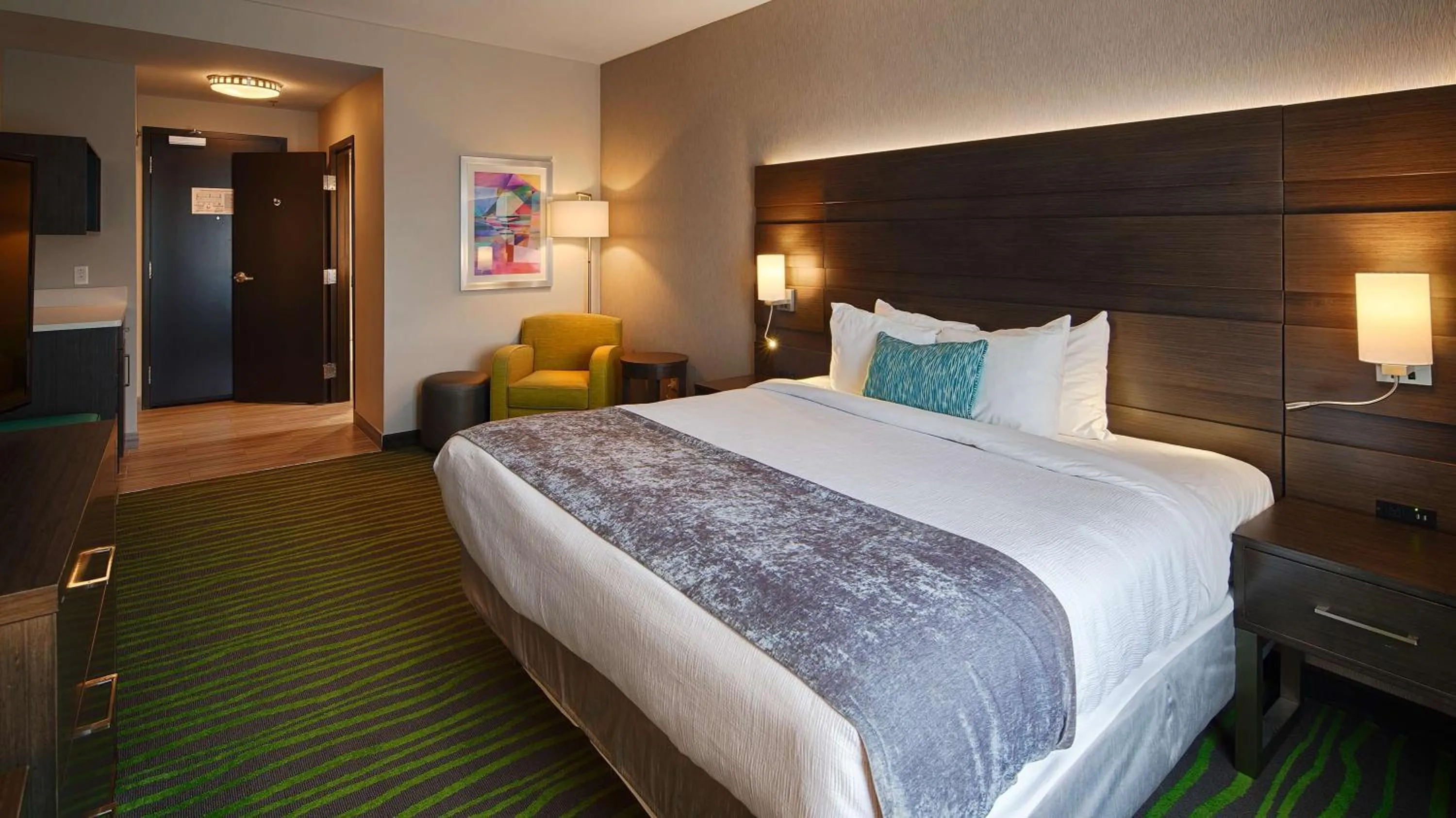 Oversize King Room - Non-Smoking in Best Western Plus Prien Lake Hotel & Suites - Lake Charles