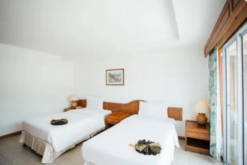 Superior Twin Room in Aloha Resort