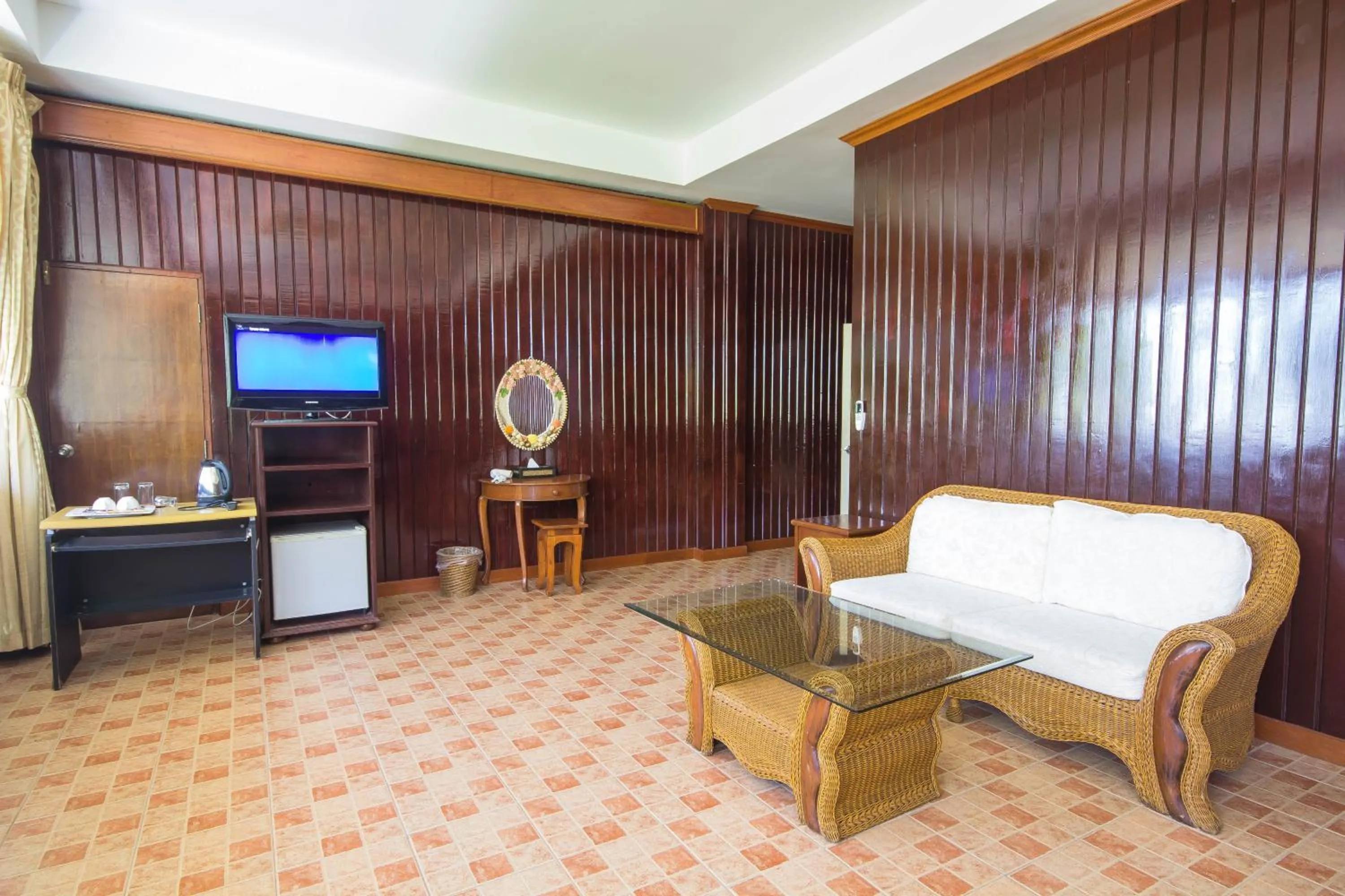 Sea View Suite in Rajapruek Samui Resort - SHA Plus