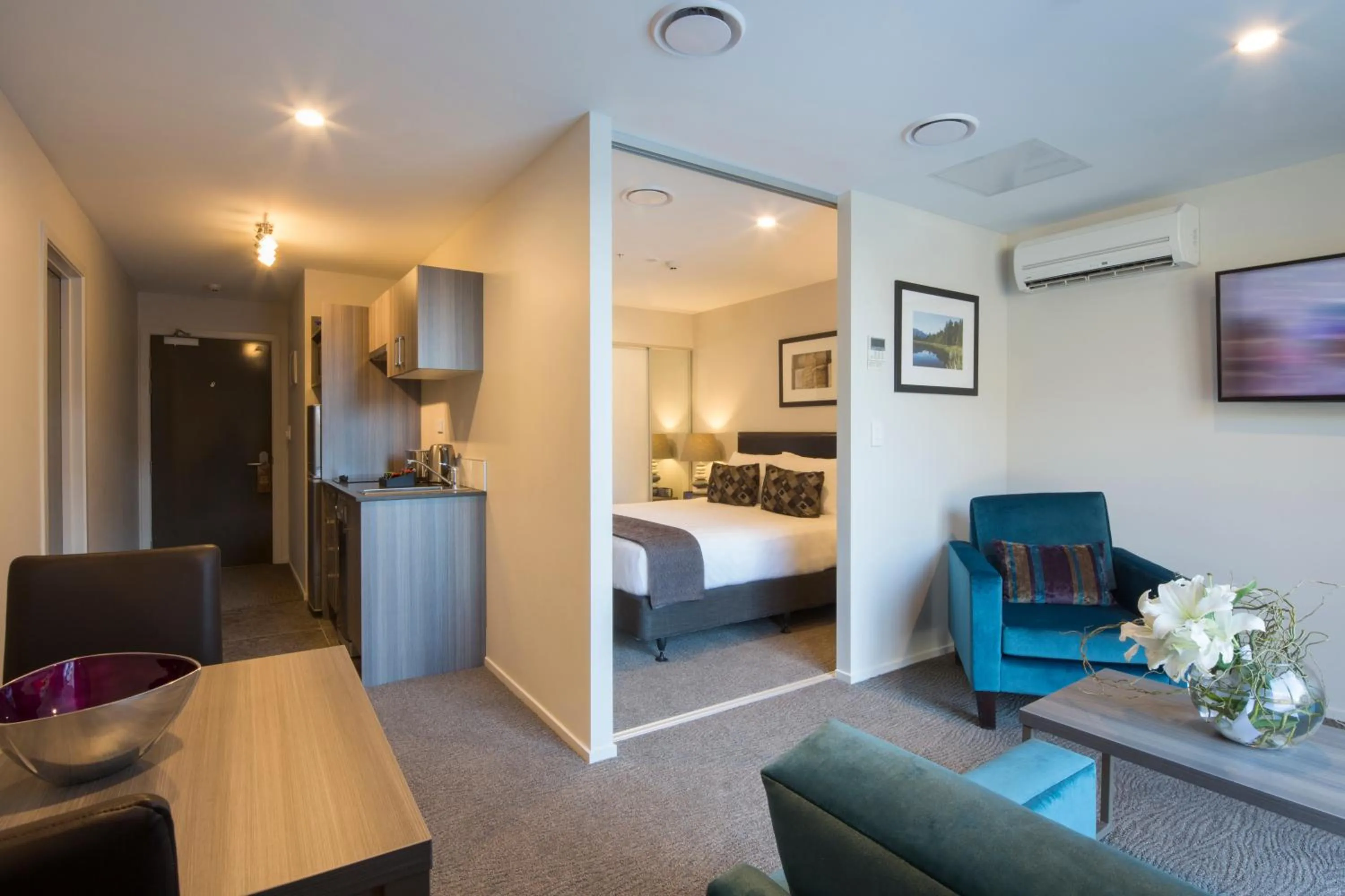 One-Bedroom Apartment in Ramada Suites by Wyndham Queenstown Remarkables Park