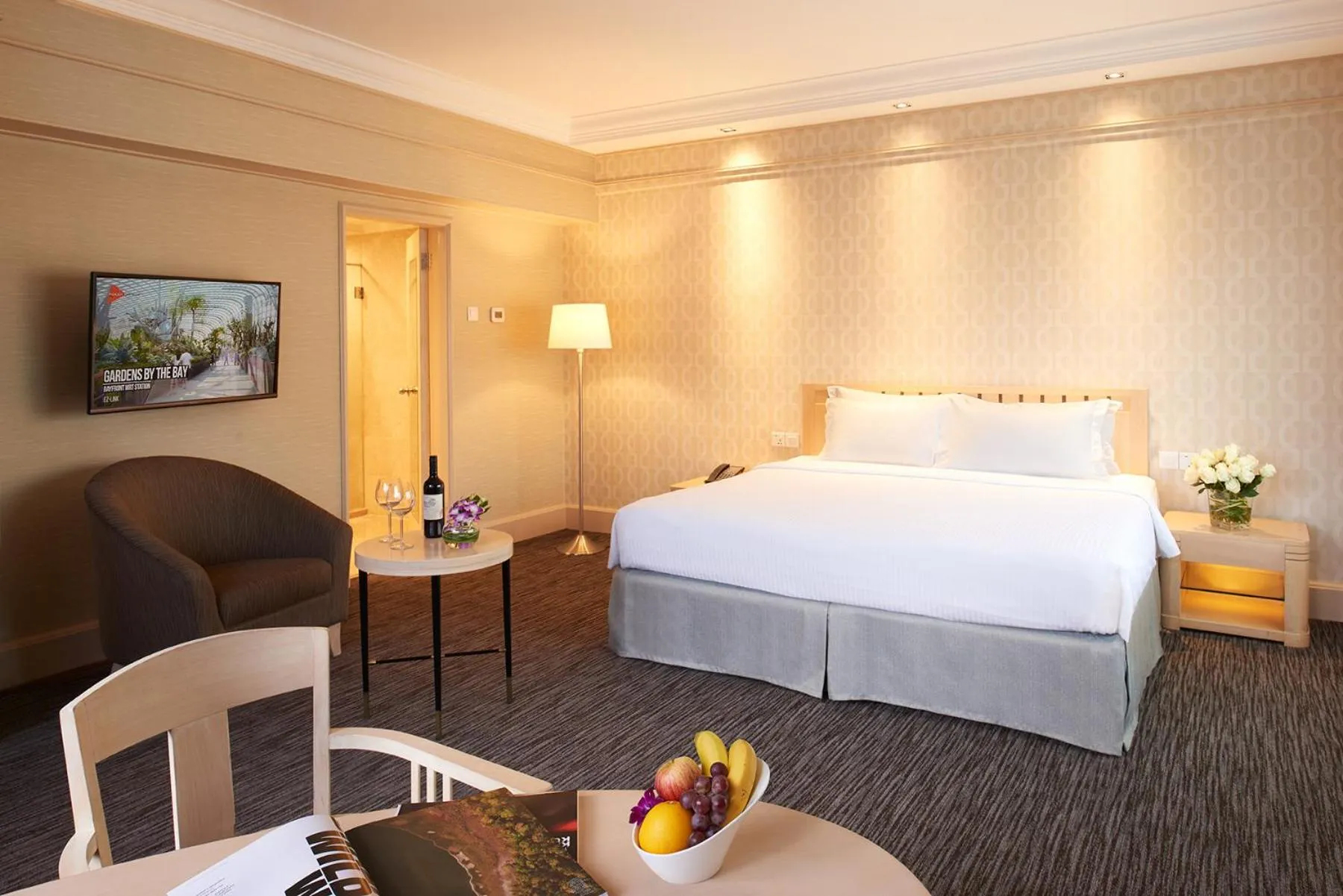 Deluxe King Room in York Hotel