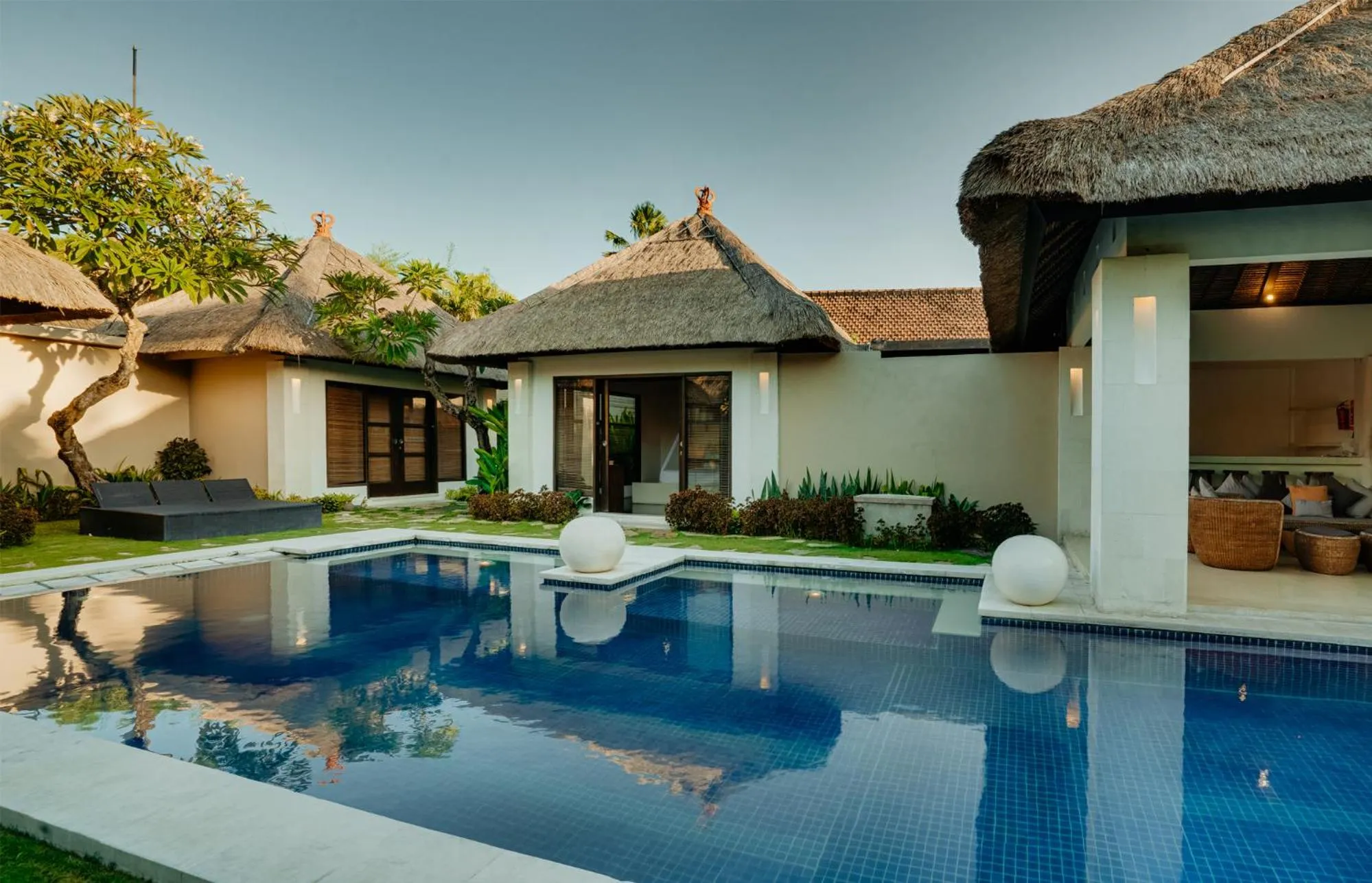 Five-Bedroom Villa with Private Pool in Bvilla Spa