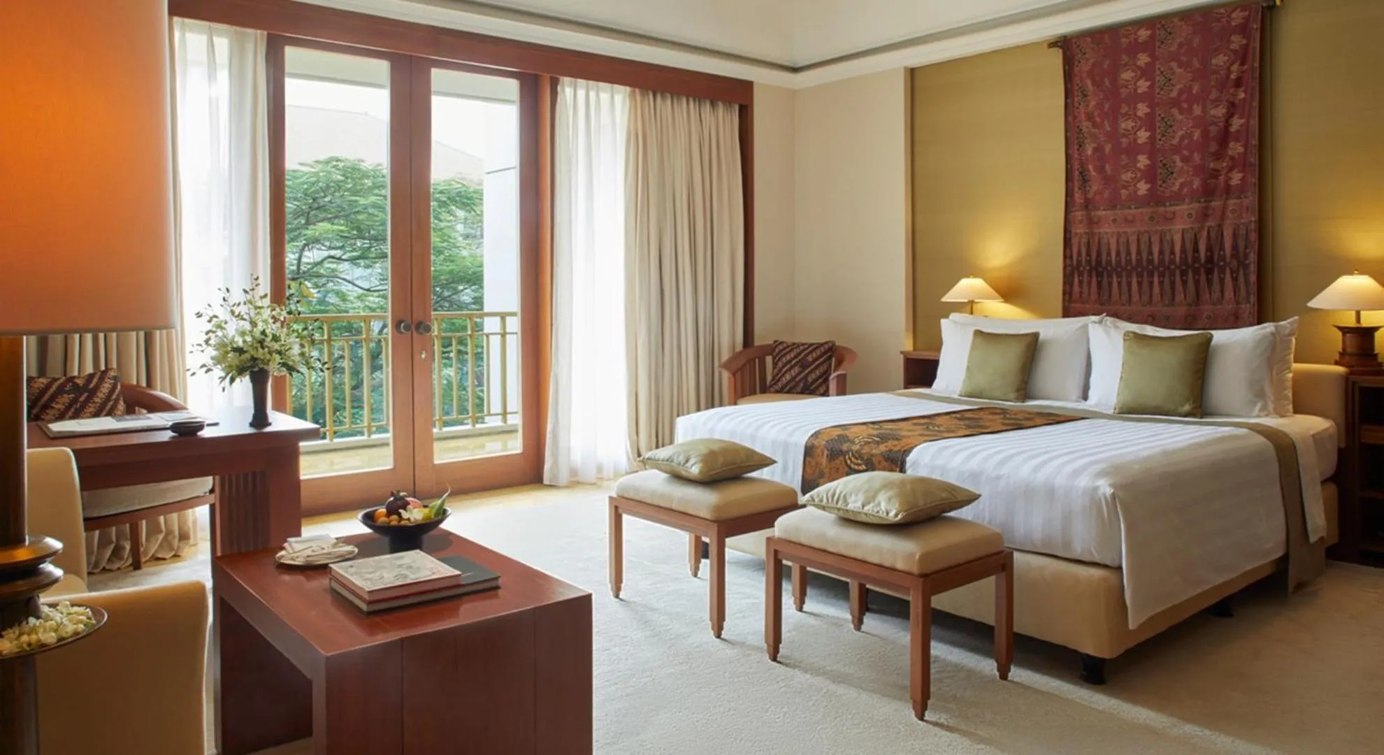 Senior Executive Double Room in The Dharmawangsa Jakarta
