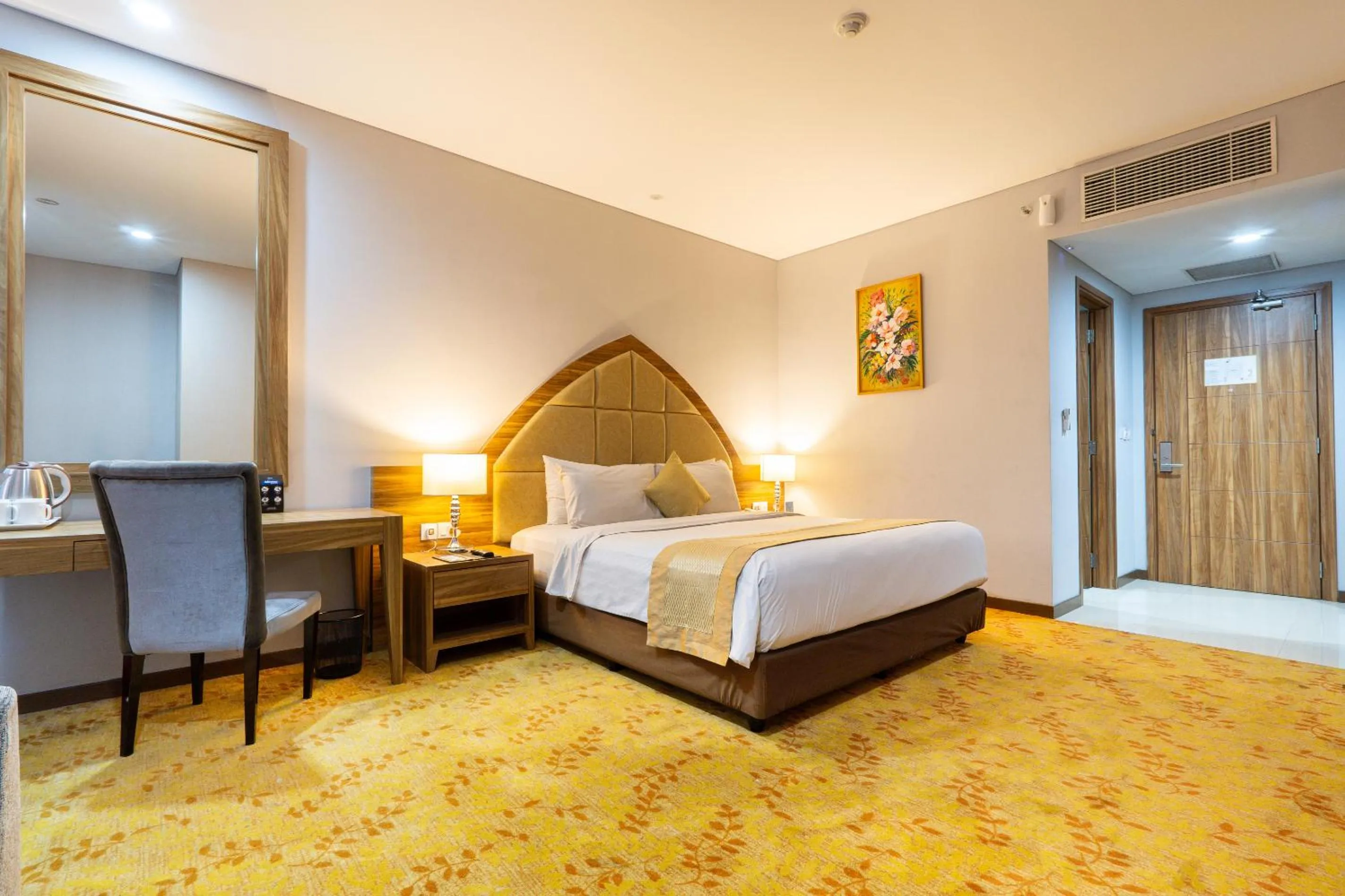 Deluxe King Room in Grand Serela Yogyakarta