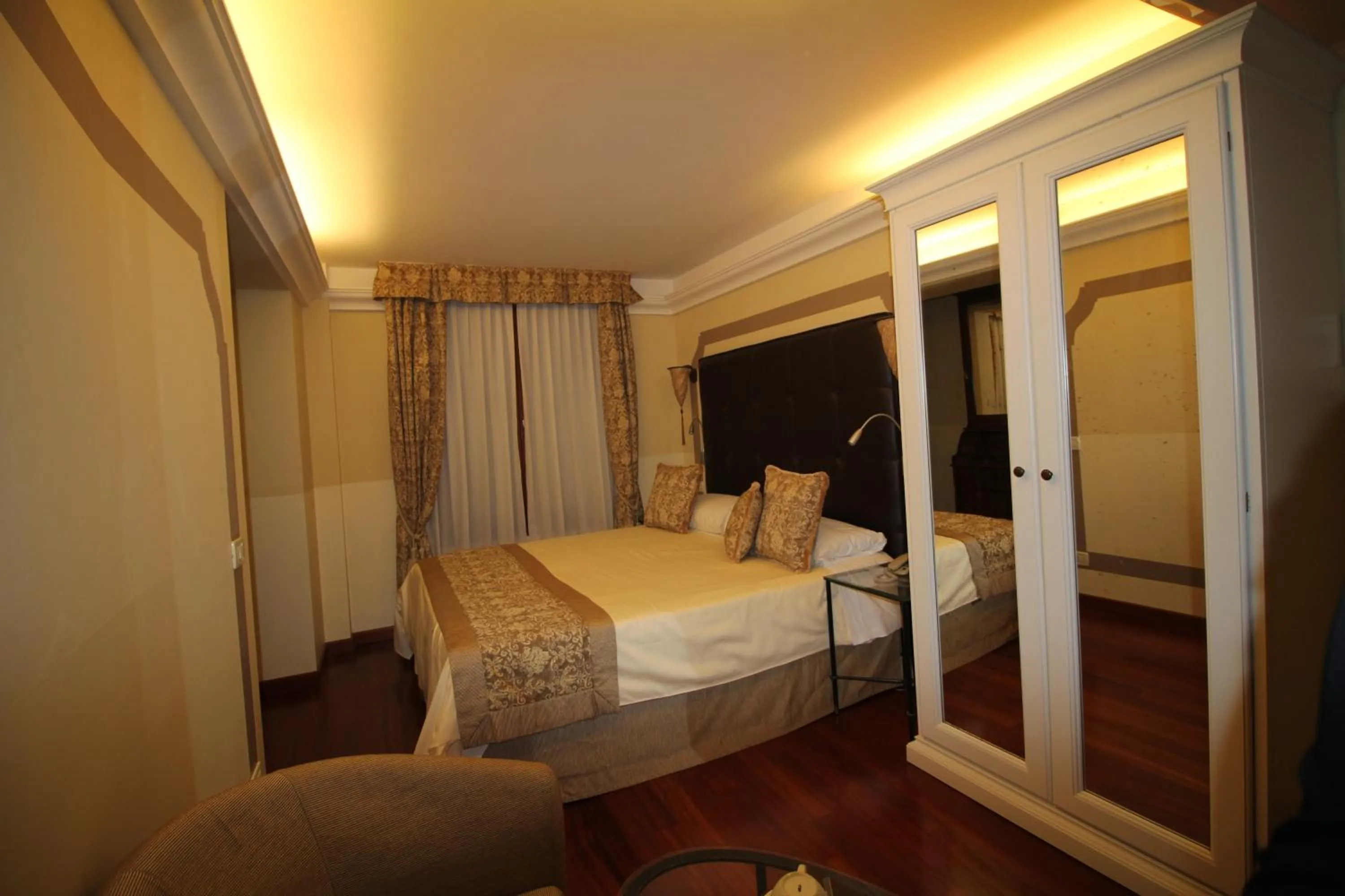 Economy Double Room Ground Floor in Hotel Le Isole