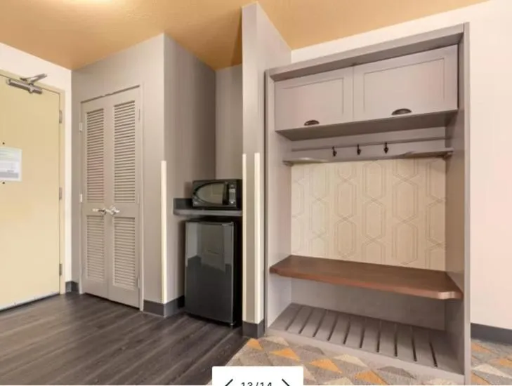 Standard Queen Room with Two Queen Beds in Holiday Inn Yakima by IHG