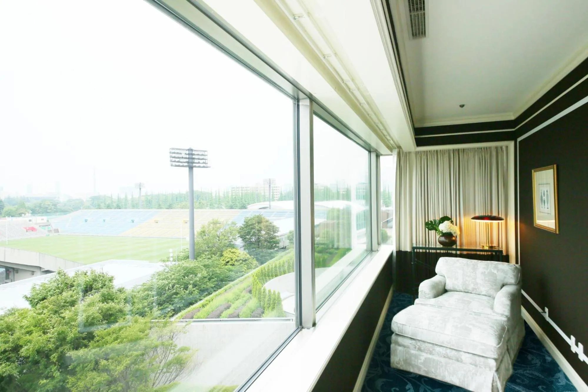 Stadium view King Suite with Sauna - Non-Smoking in Hotel Allamanda Aoyama Tokyo