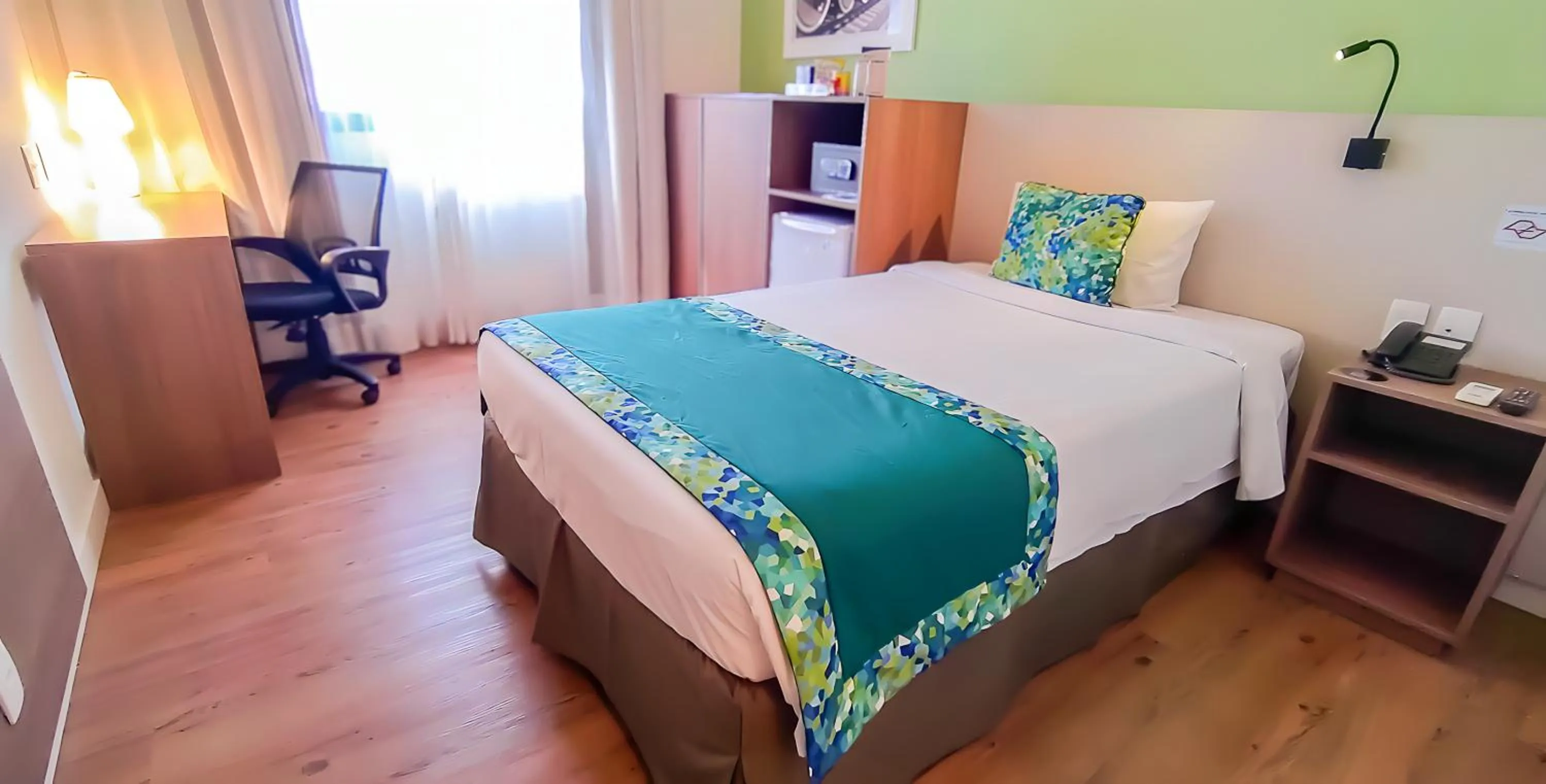 Single Room - Disability Access in Blue Tree Towers Valinhos