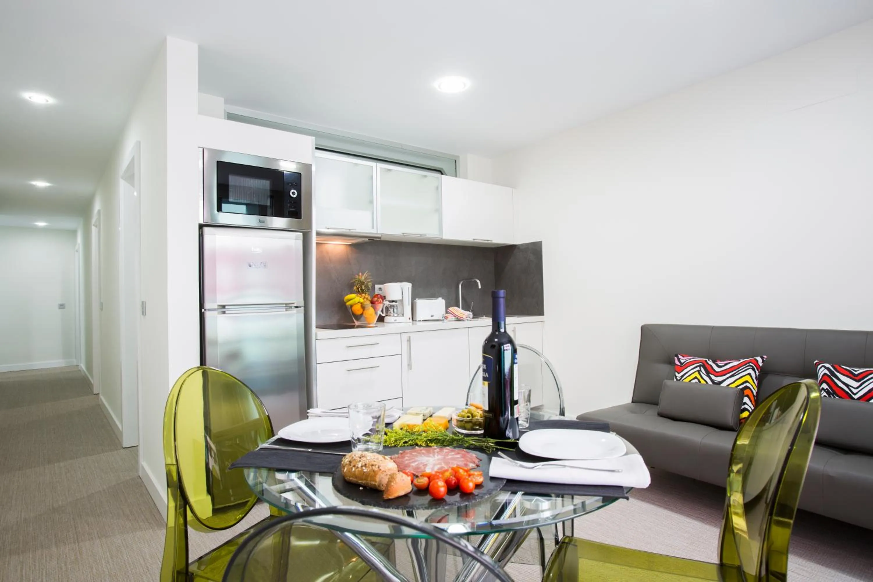 Two-Bedroom Apartment with Balcony in Valentina Beach