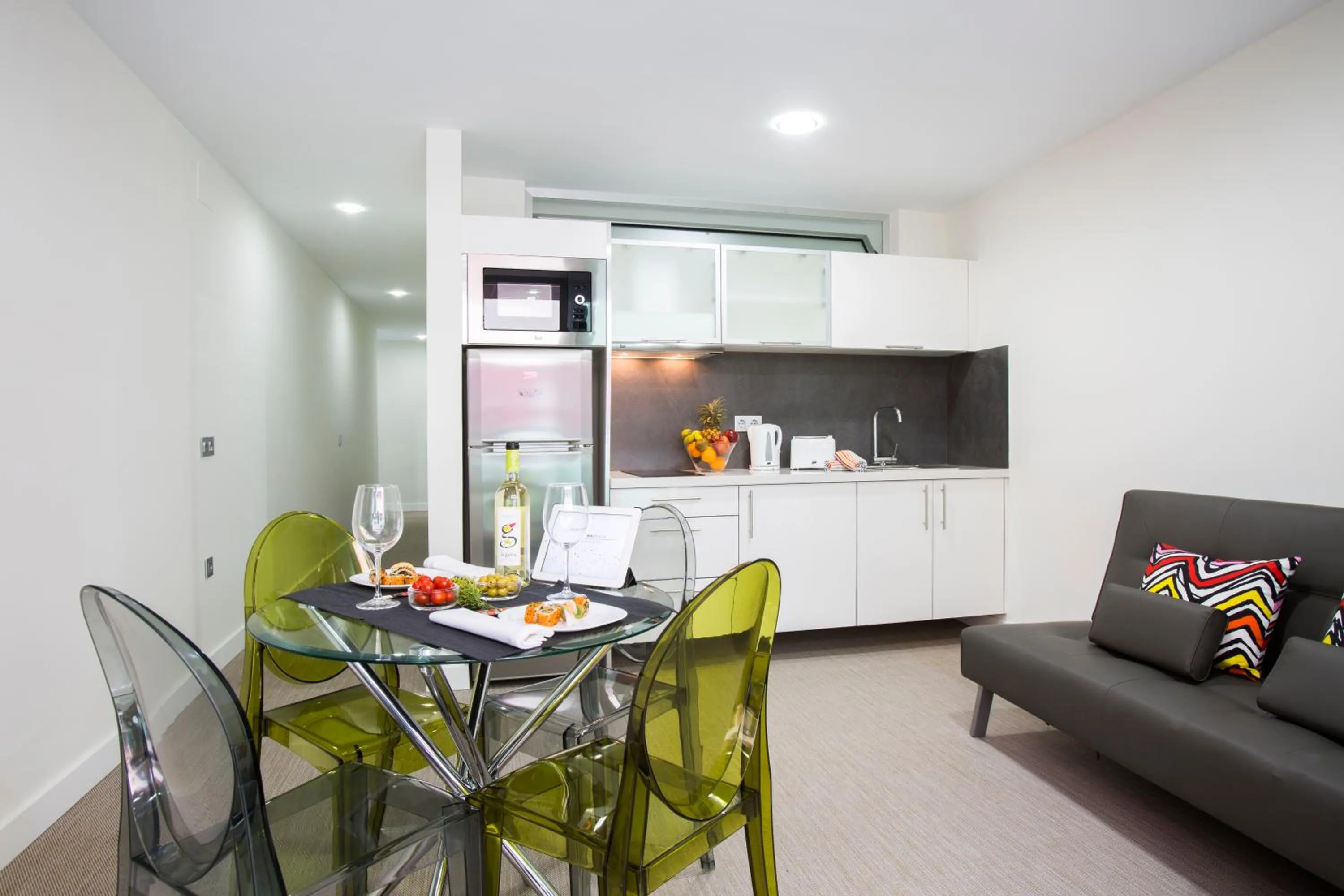 One-Bedroom Apartment with Balcony in Valentina Beach