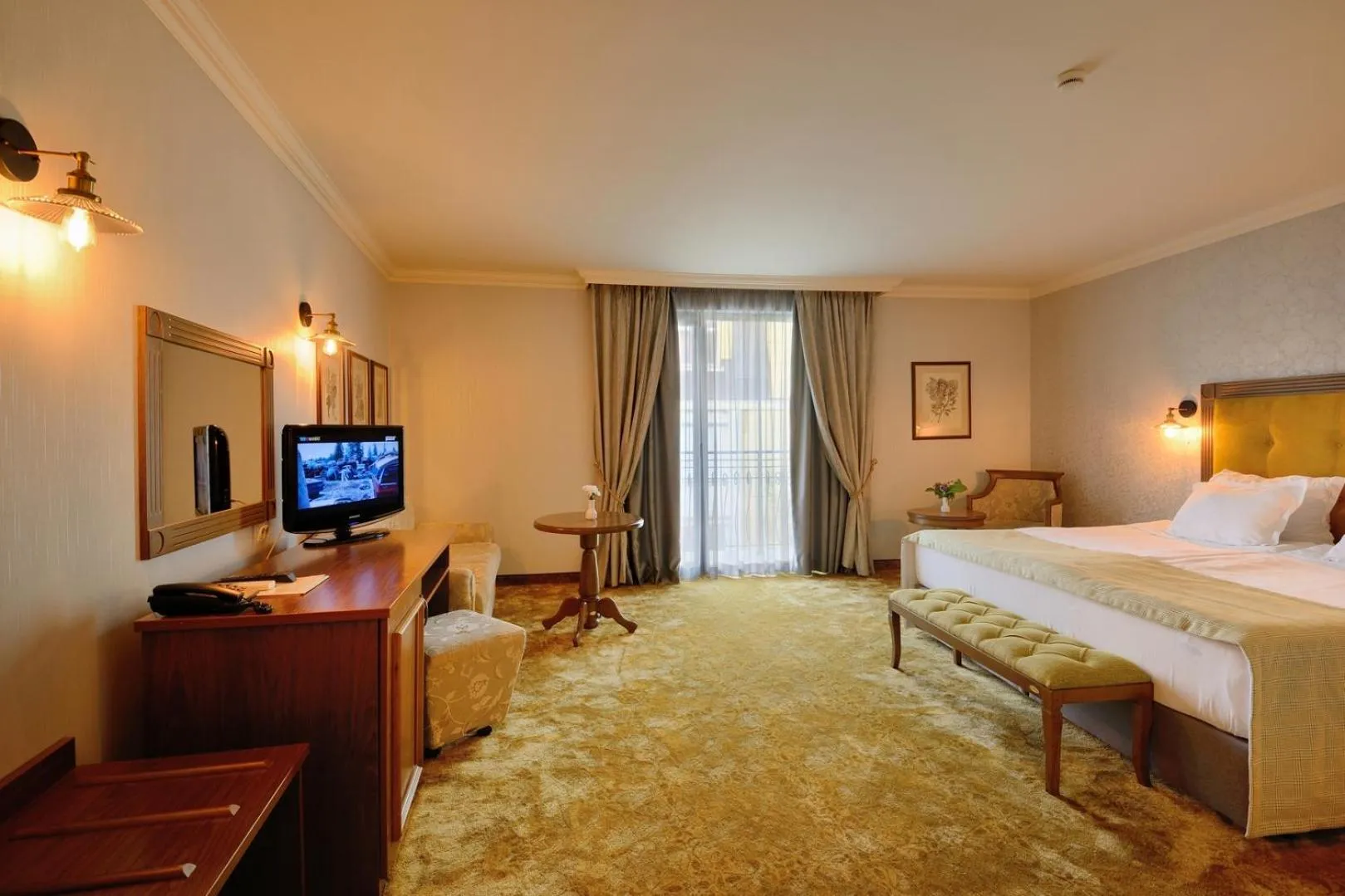 Double Deluxe Room in Hotel Club Central