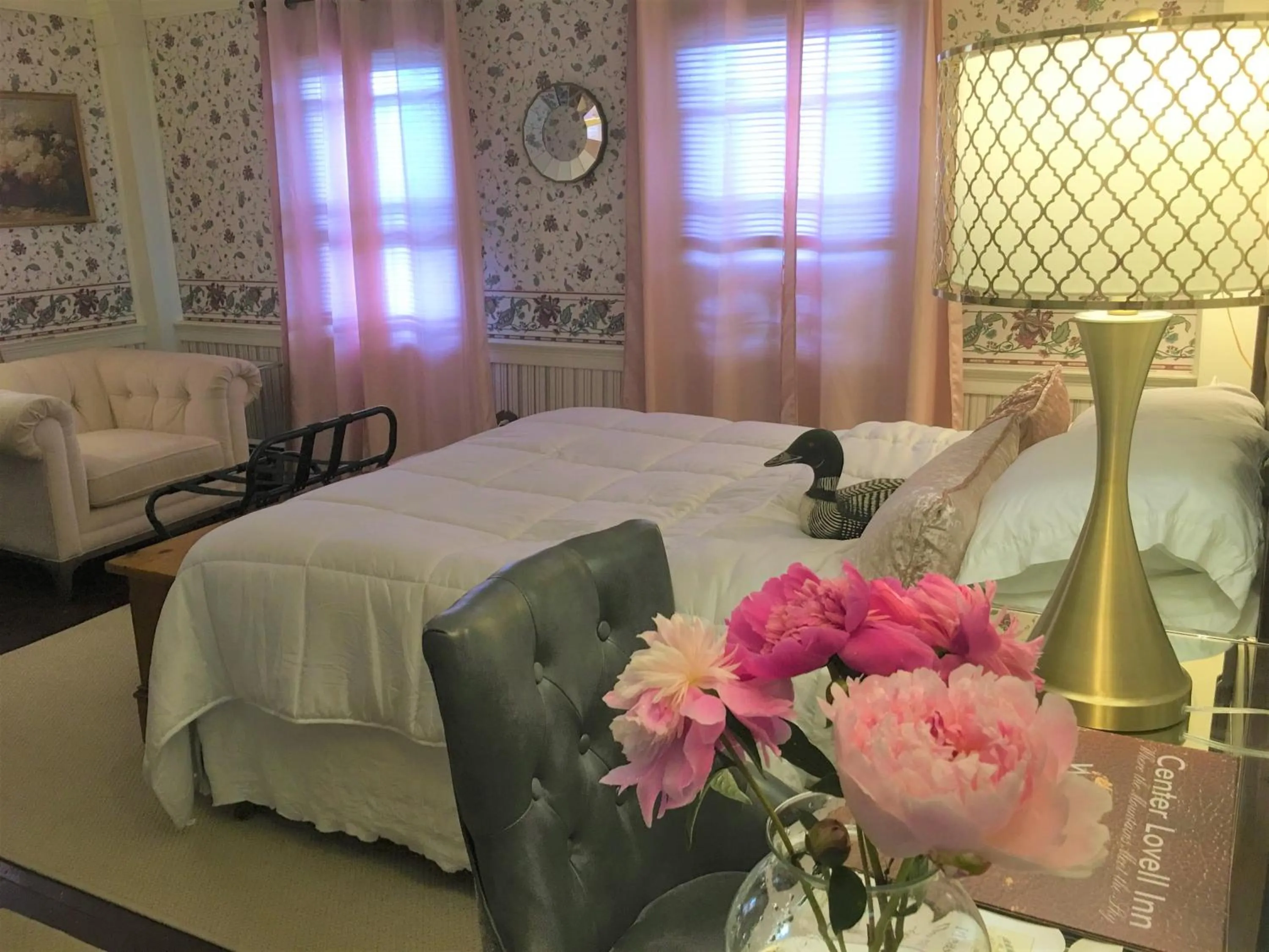 Queen Room with Mountain View - 2 in Center Lovell Inn