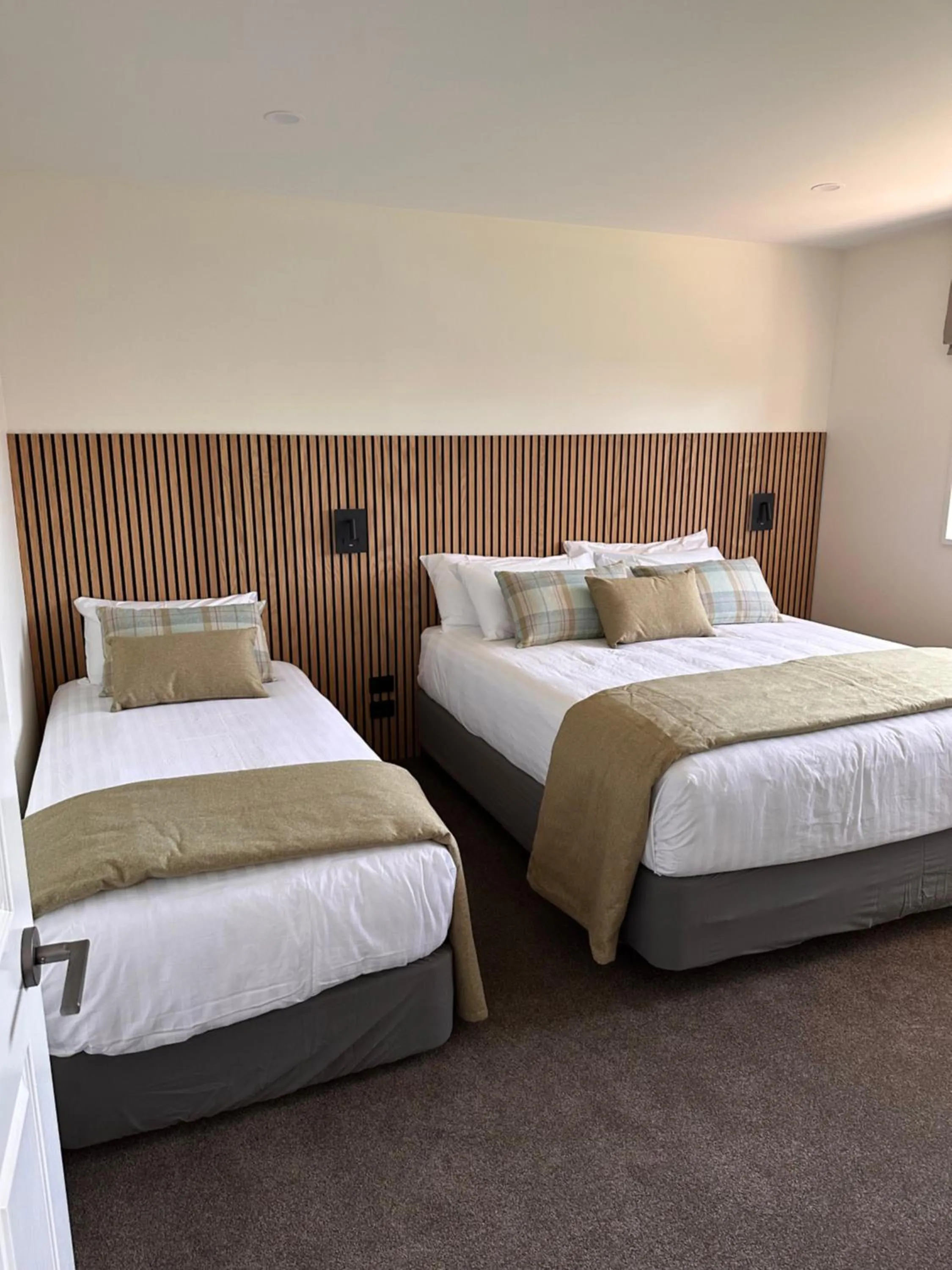 One-Bedroom Apartment in The Lakes Motel