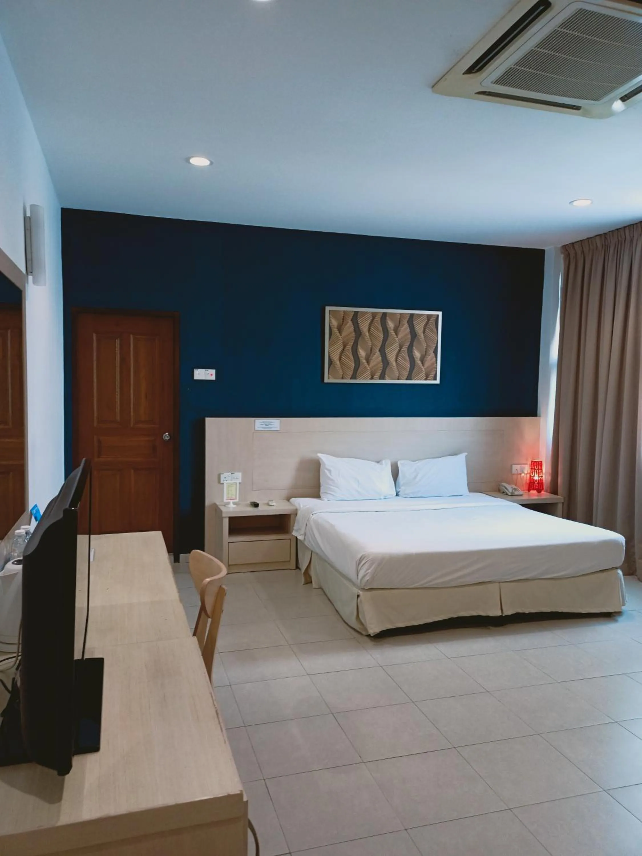 Superior King Room in Golden View Serviced Apartments