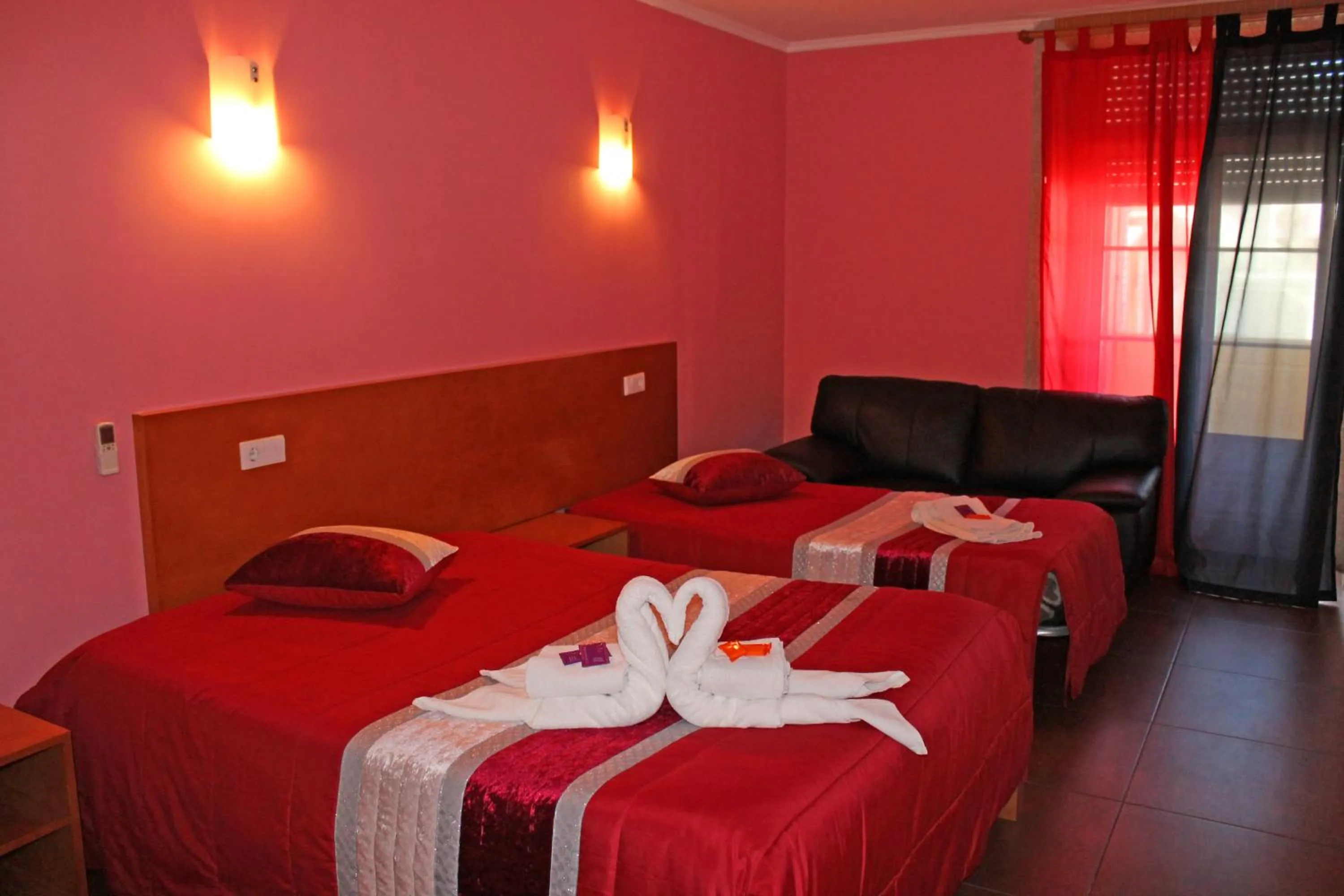 Double Room with Extra Bed in Monte Carlo Love Porto