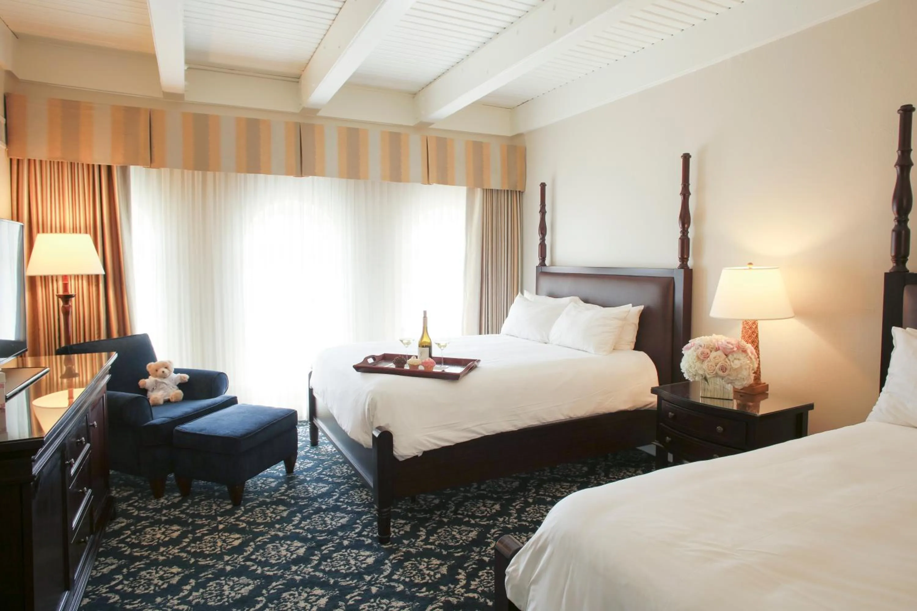 Deluxe Queen Room with Two Queen Beds in The Mission Inn Hotel and Spa