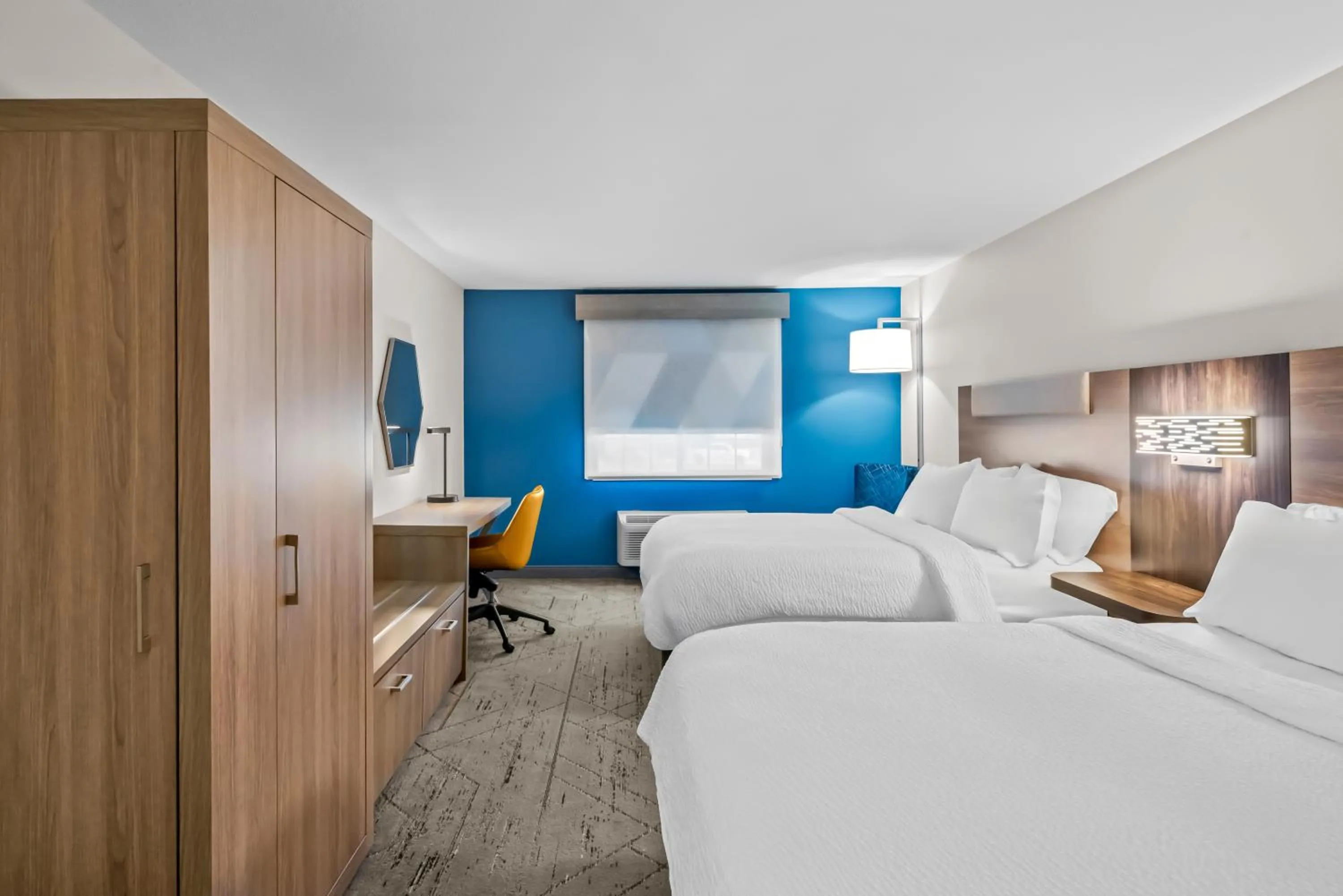 Standard Queen Room with Two Queen Beds in Holiday Inn Express Monticello by IHG