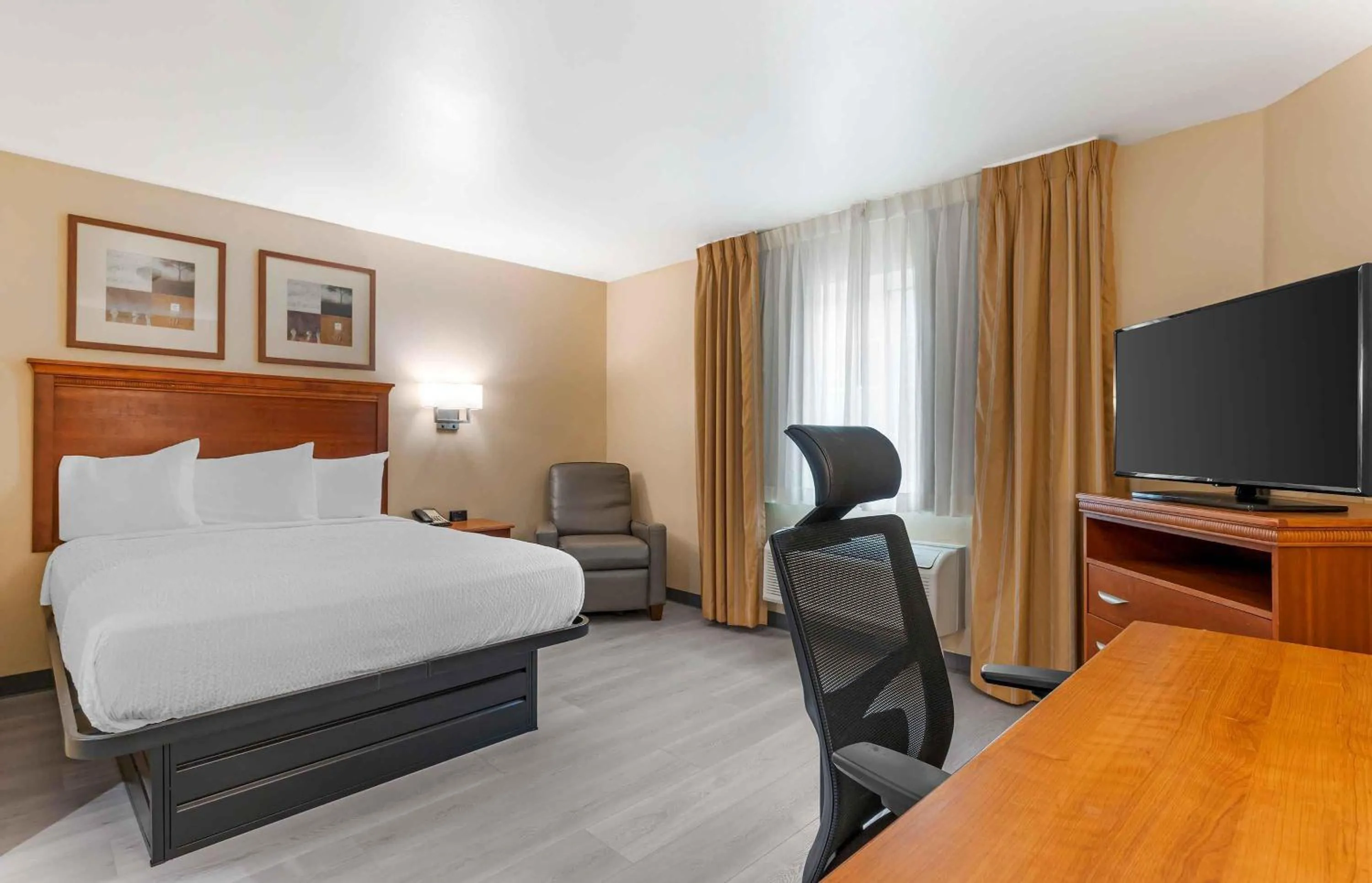 Queen Studio in Extended Stay America Suites - McAlester - Hwy 69