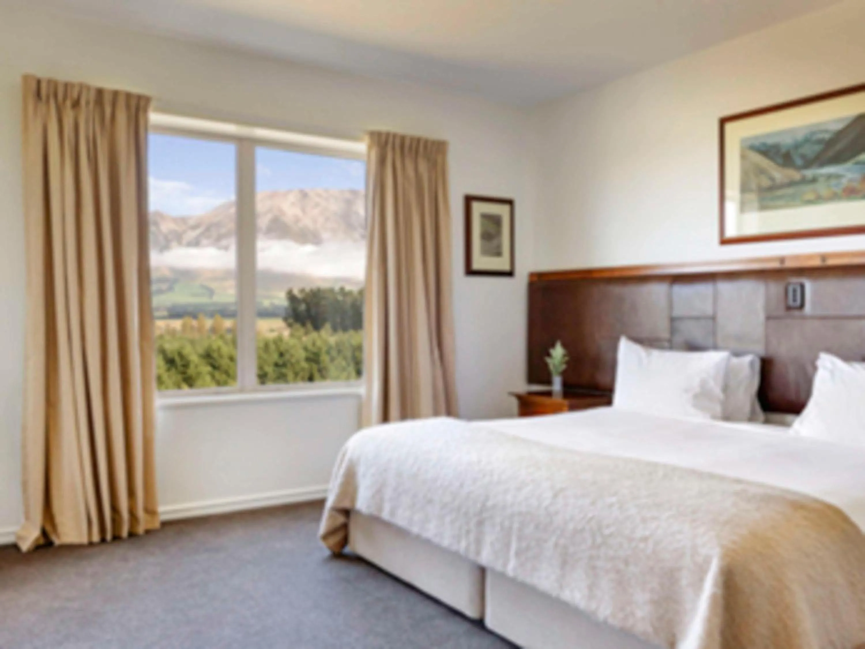 Deluxe Three Bedroom Villa in Fable Terrace Downs Resort by MGallery