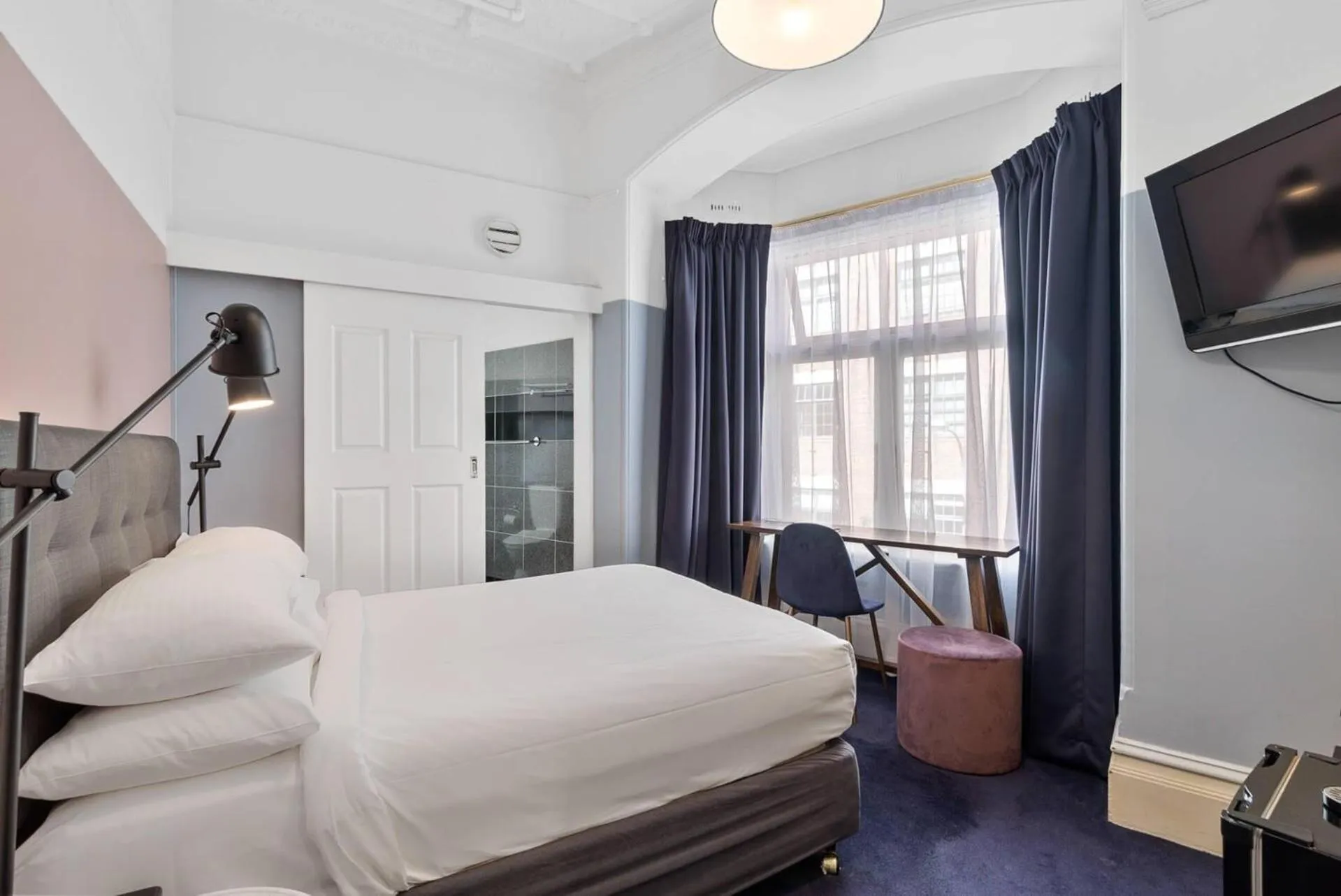 Superior Double Suite - Non-Smoking in Hotel Harry, an Ascend Collection Hotel