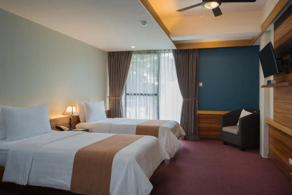 Superior Twin Room in Grand Sierra Pines Baguio
