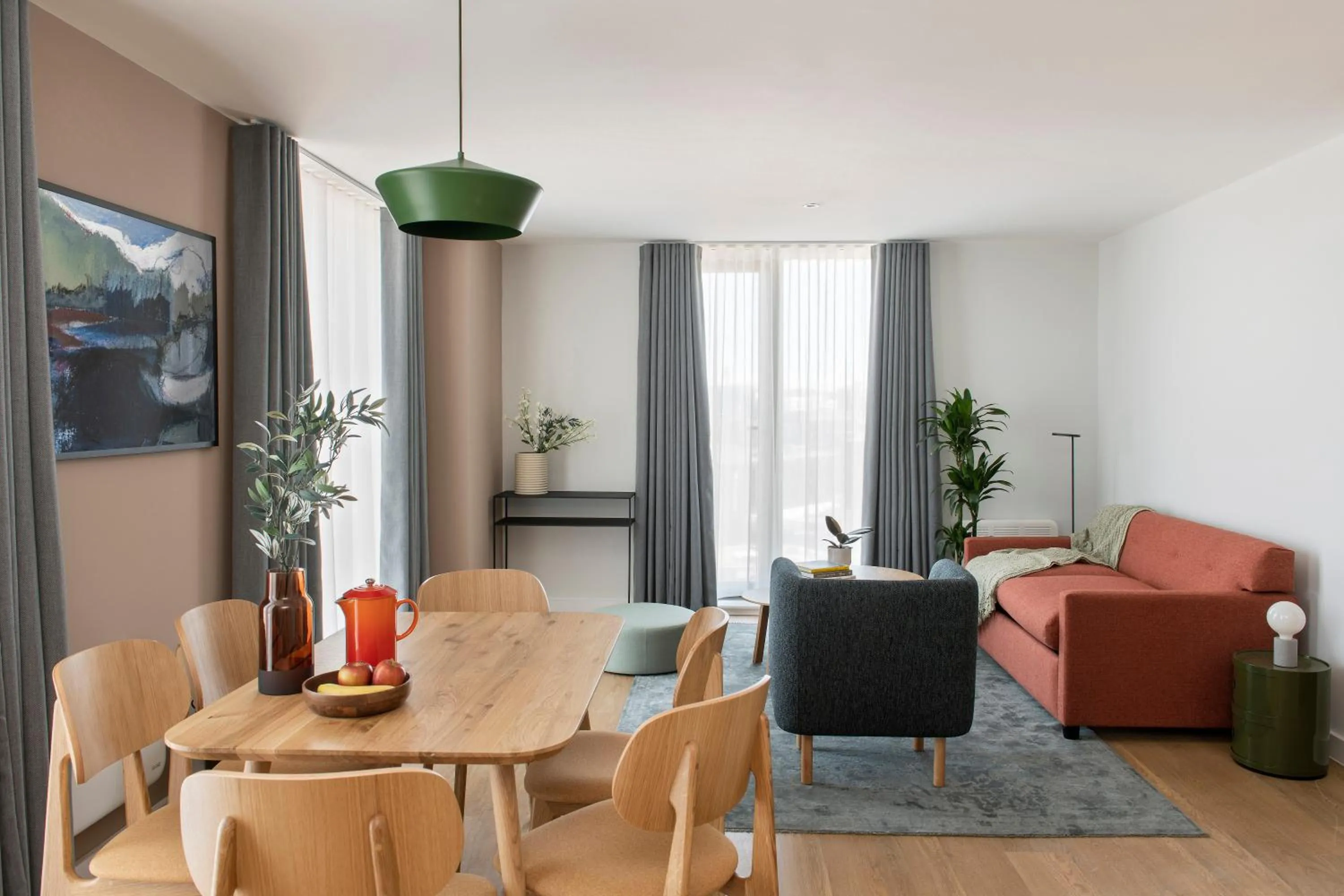 3-Bedroom Apartment in Cove Paradise Street