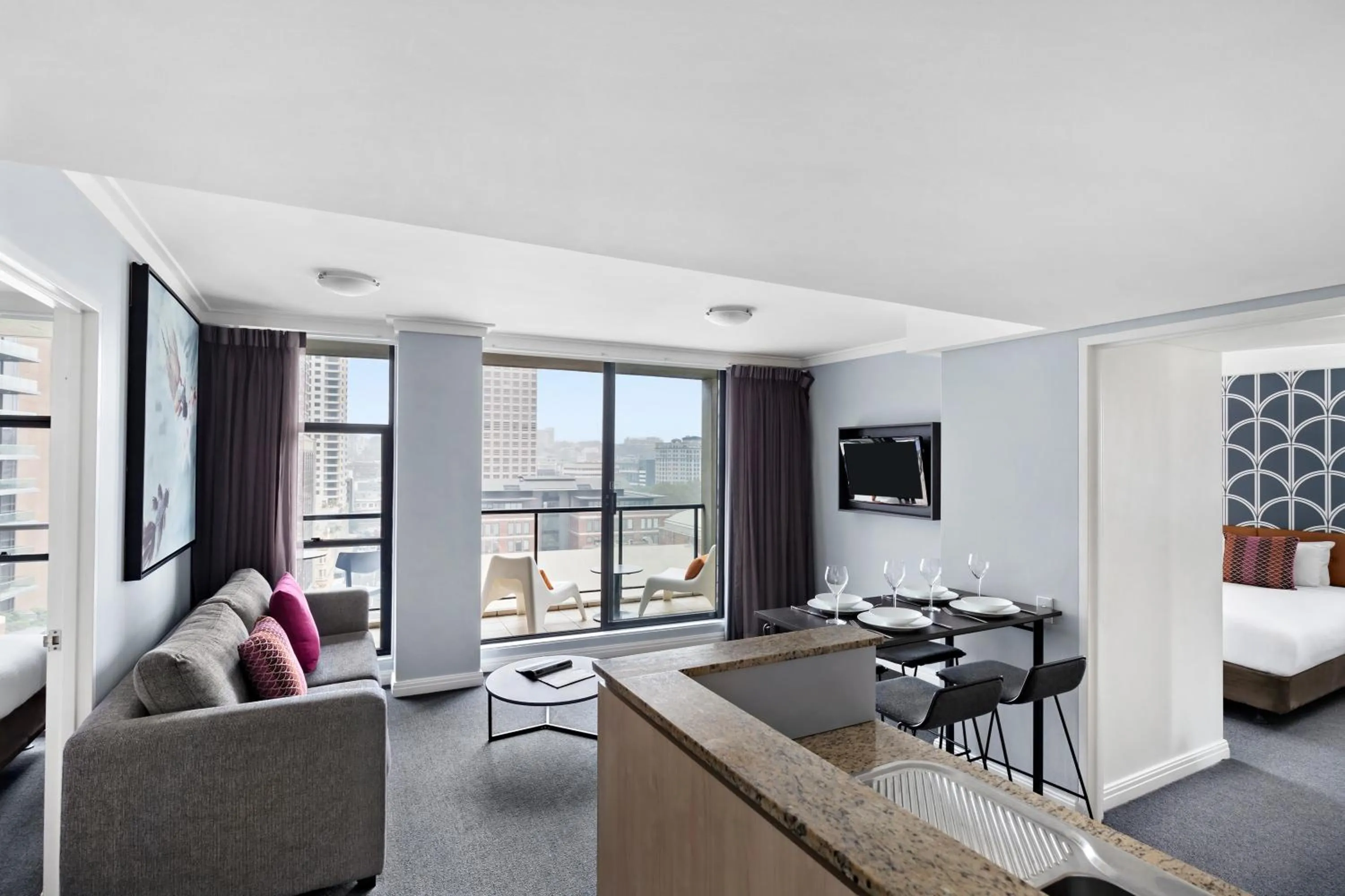 Two-Bedroom Apartment in Mantra Sydney Central