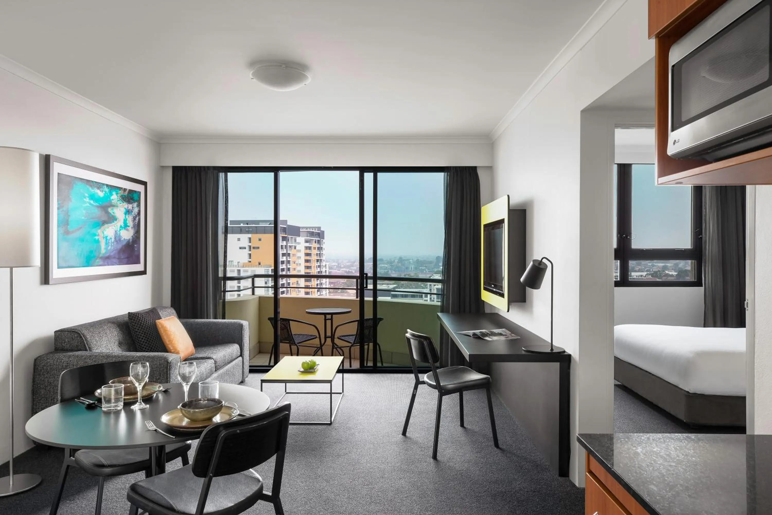 One-Bedroom Apartment in Mantra Parramatta