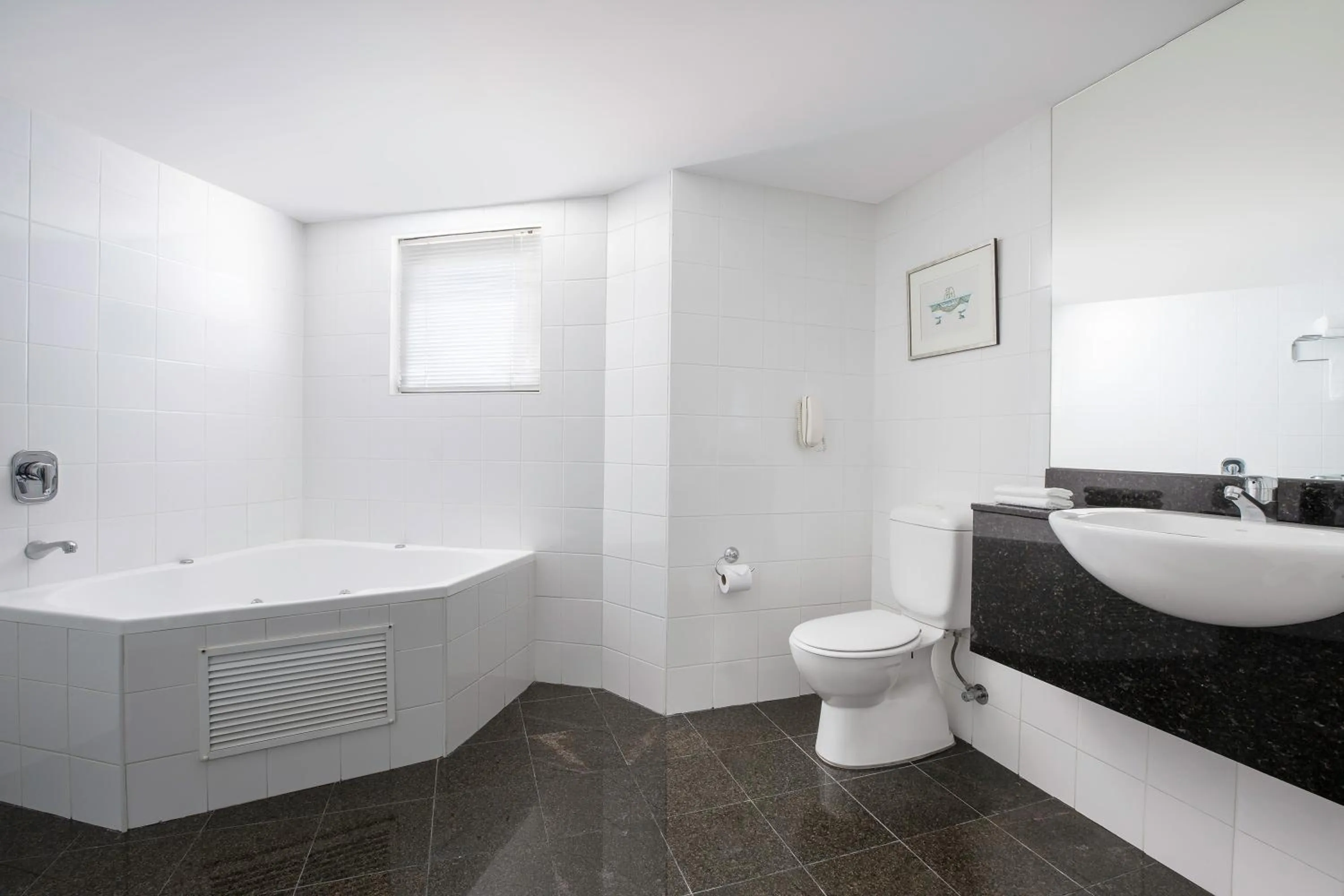 Executive Studio with Spa Bath  in Mantra Parramatta