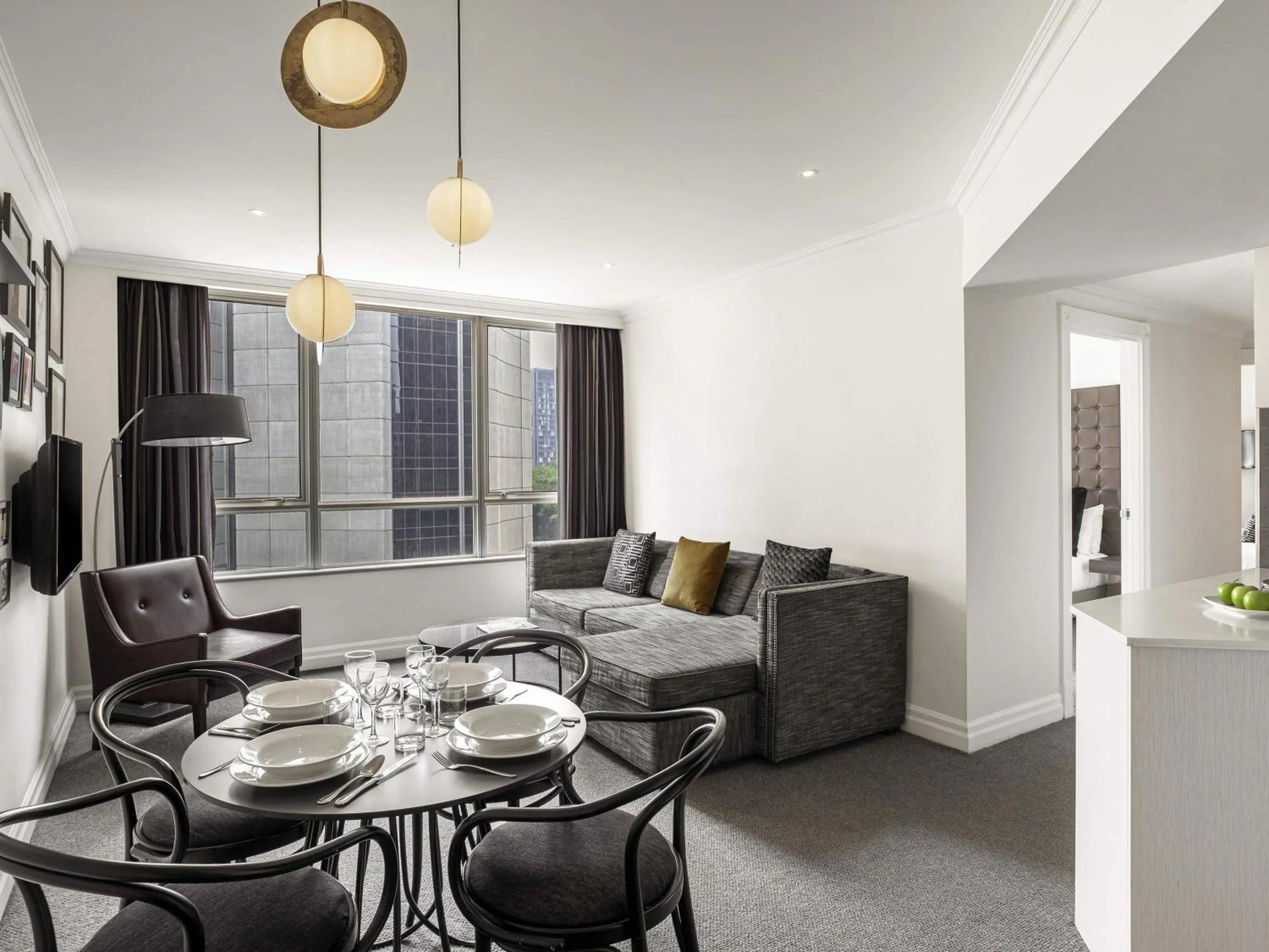 Two-Bedroom Deluxe Room in Mantra 2 Bond Street