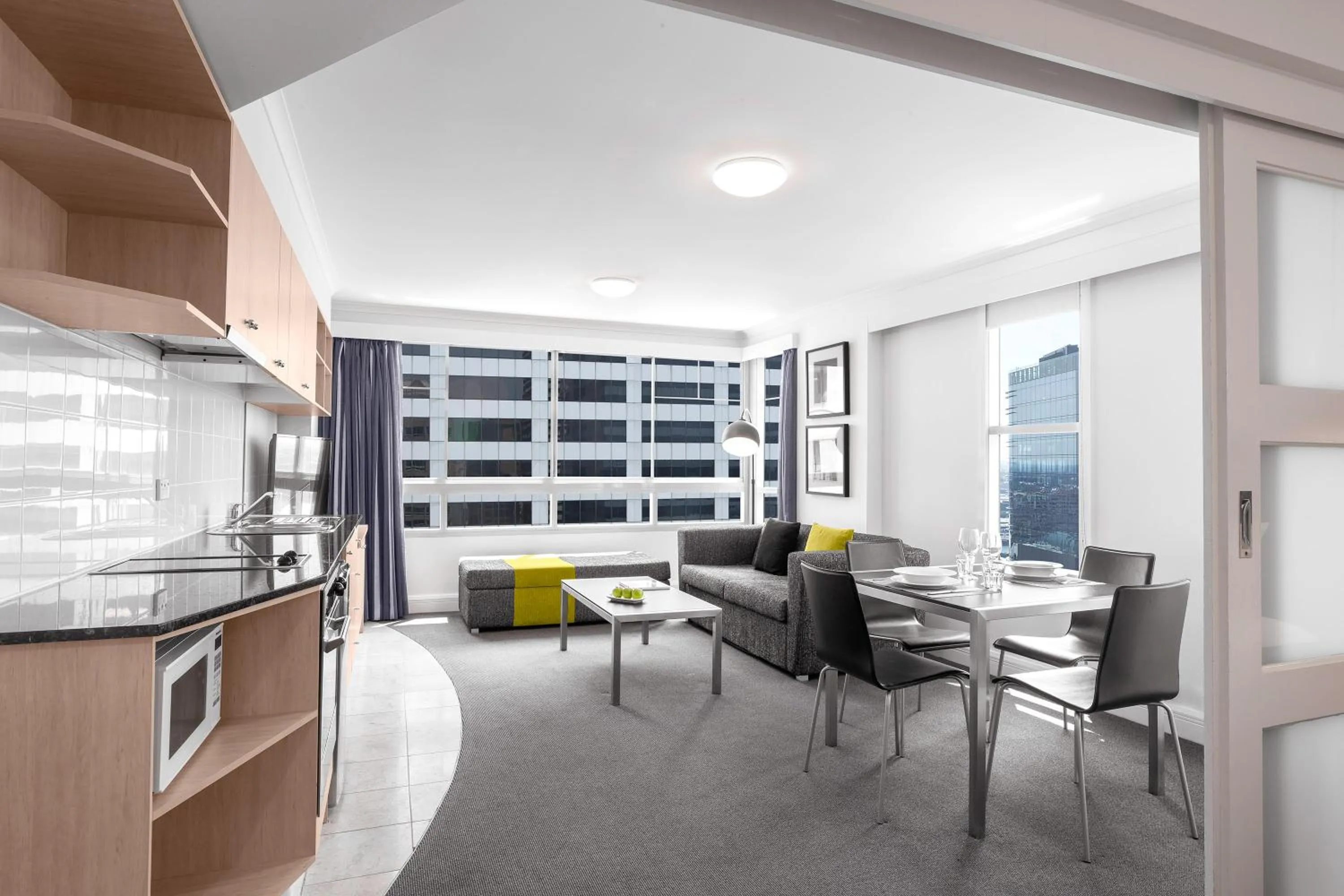 Two-Bedroom Apartment - Dual Key - Weekly Housekeeping in Mantra on Kent