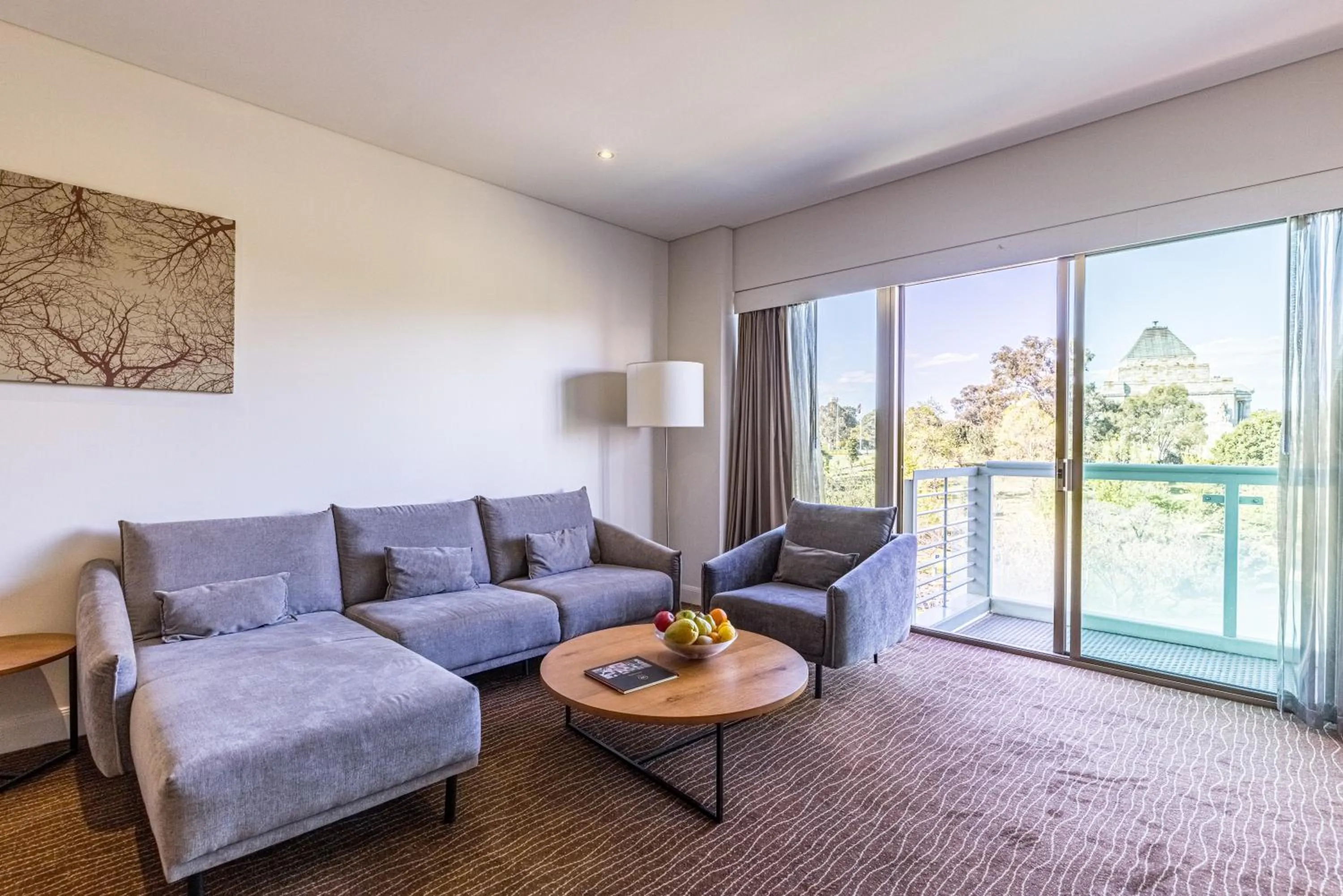 Executive One-Bedroom Apartment in Seasons Botanic Gardens